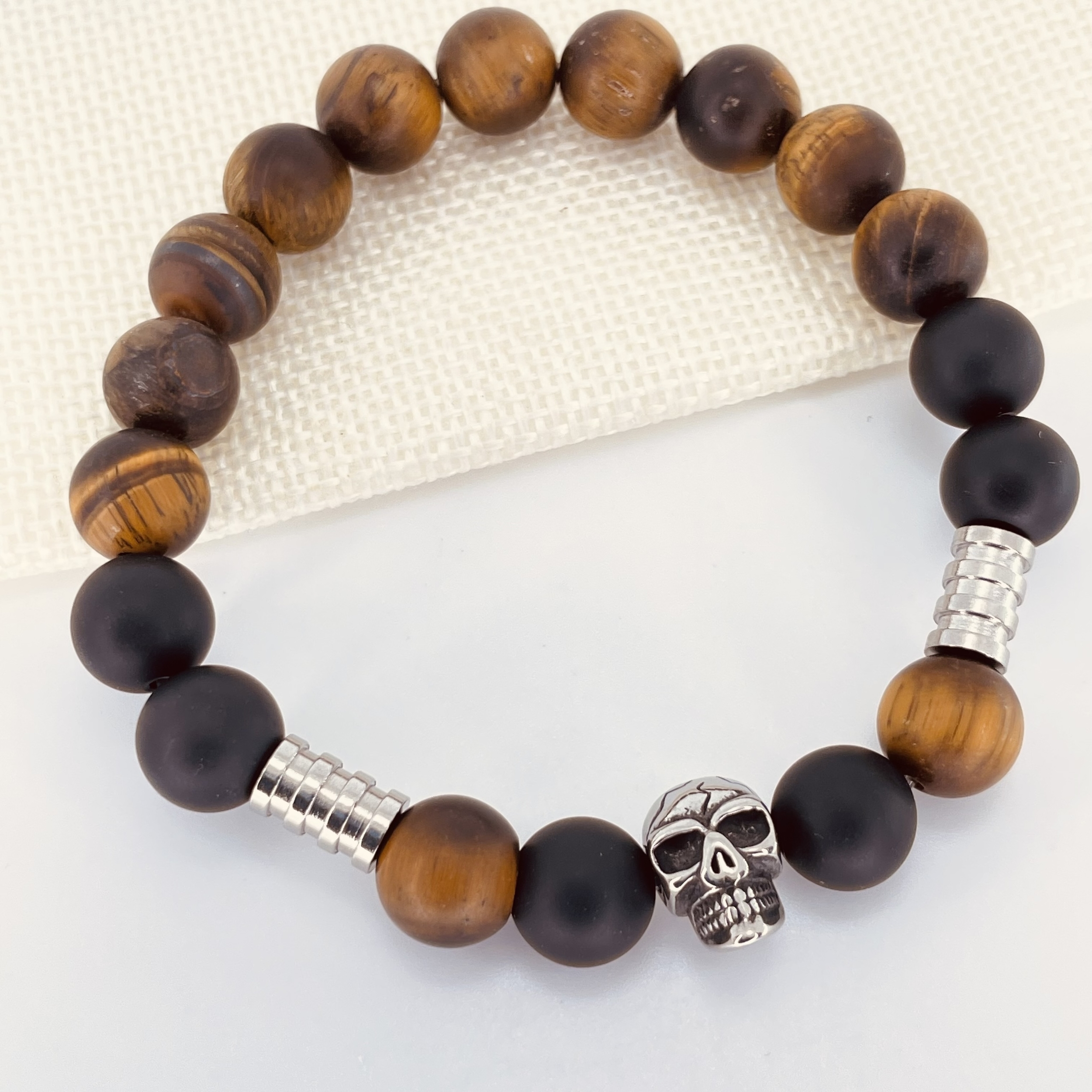 Bracelet perles CRANE Oeil de Tigre et Agate Noire . Collection Les hommes à l\'affiche