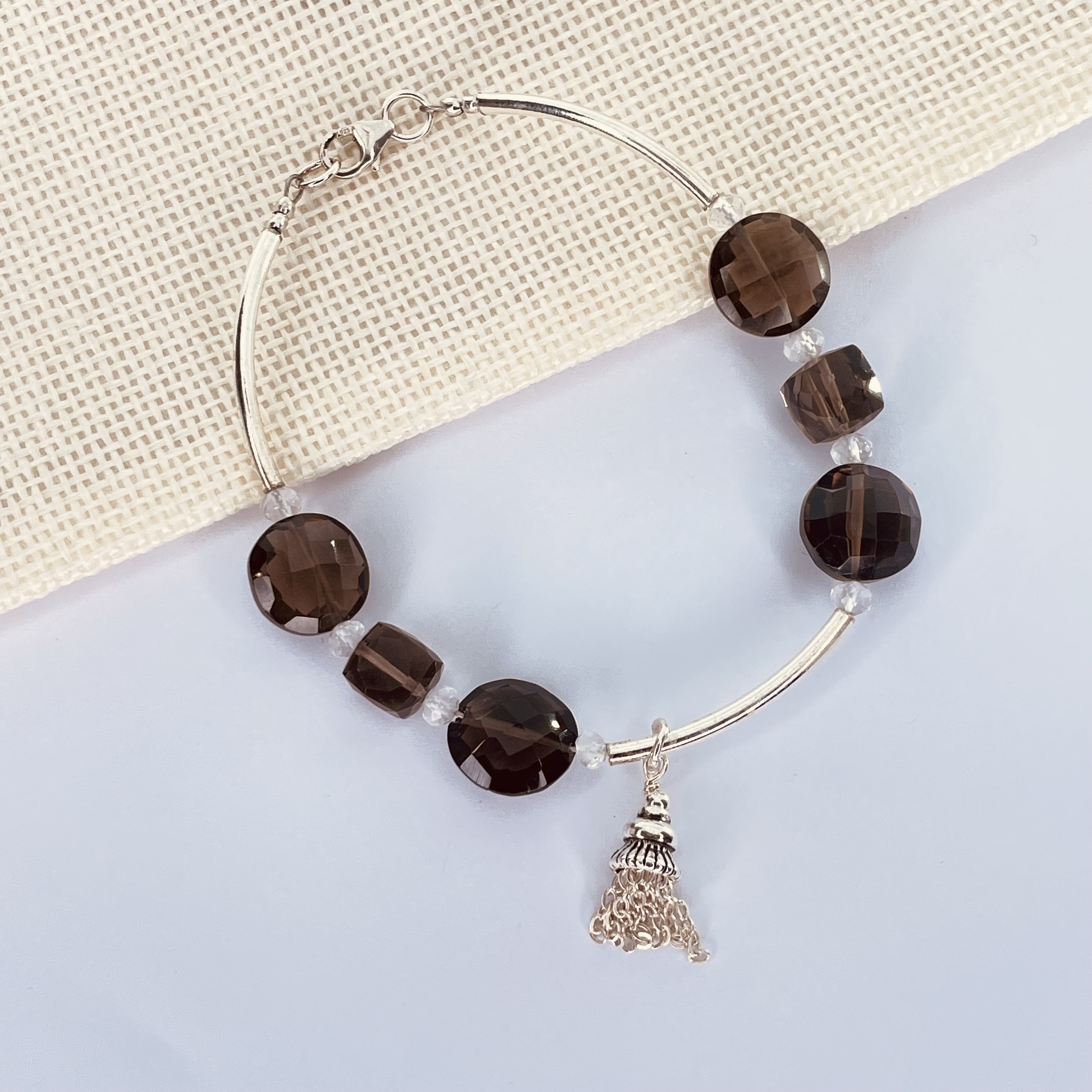 Bracelet montage argent avec quartz fumé facetté