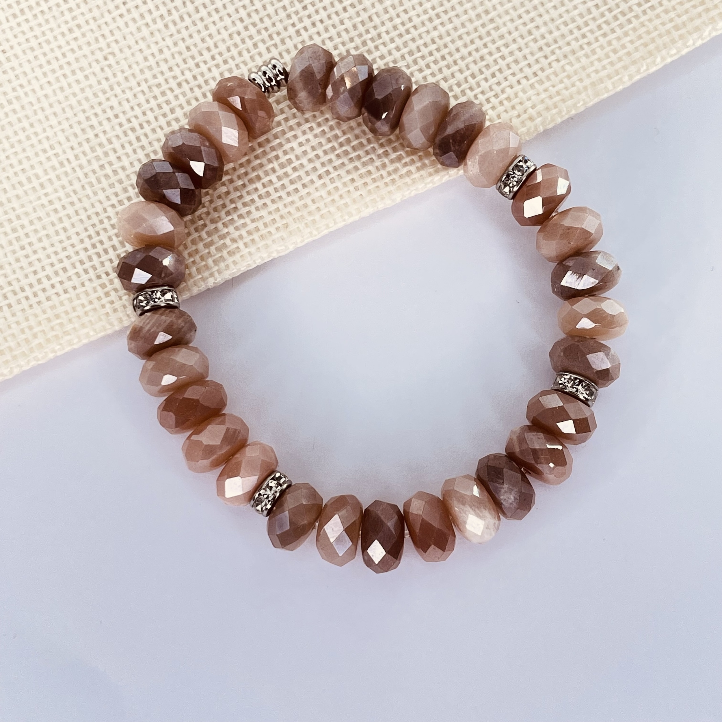 BRACELET-PIERRE-SOLEIL-FACETTE-PIERRES-DU-MONDE-VOSGES