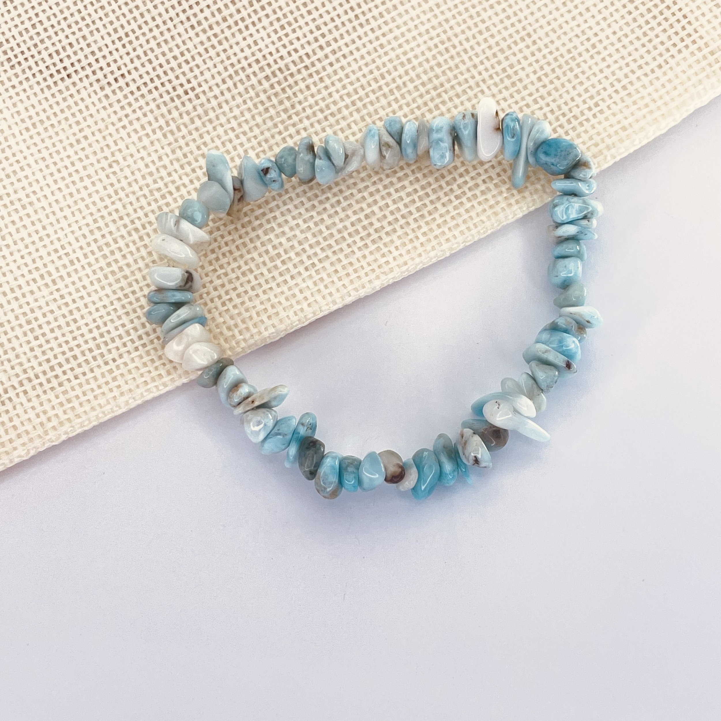 Bracelet baroque en pierre naturelle de Larimar