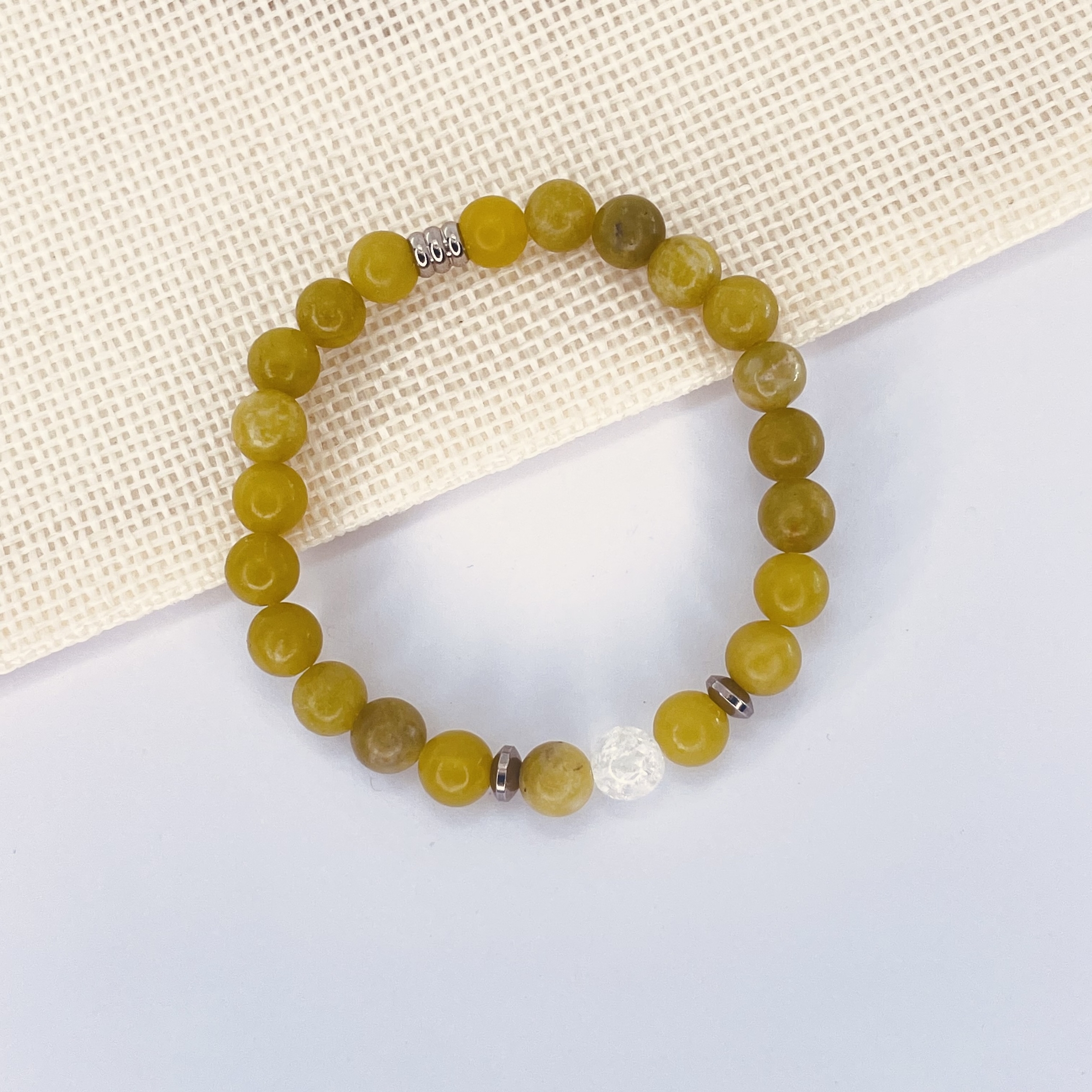 Bracelet enfant Péridot et Quartz blanc craquelé en pierre naturelle perles 6 mm décor acier