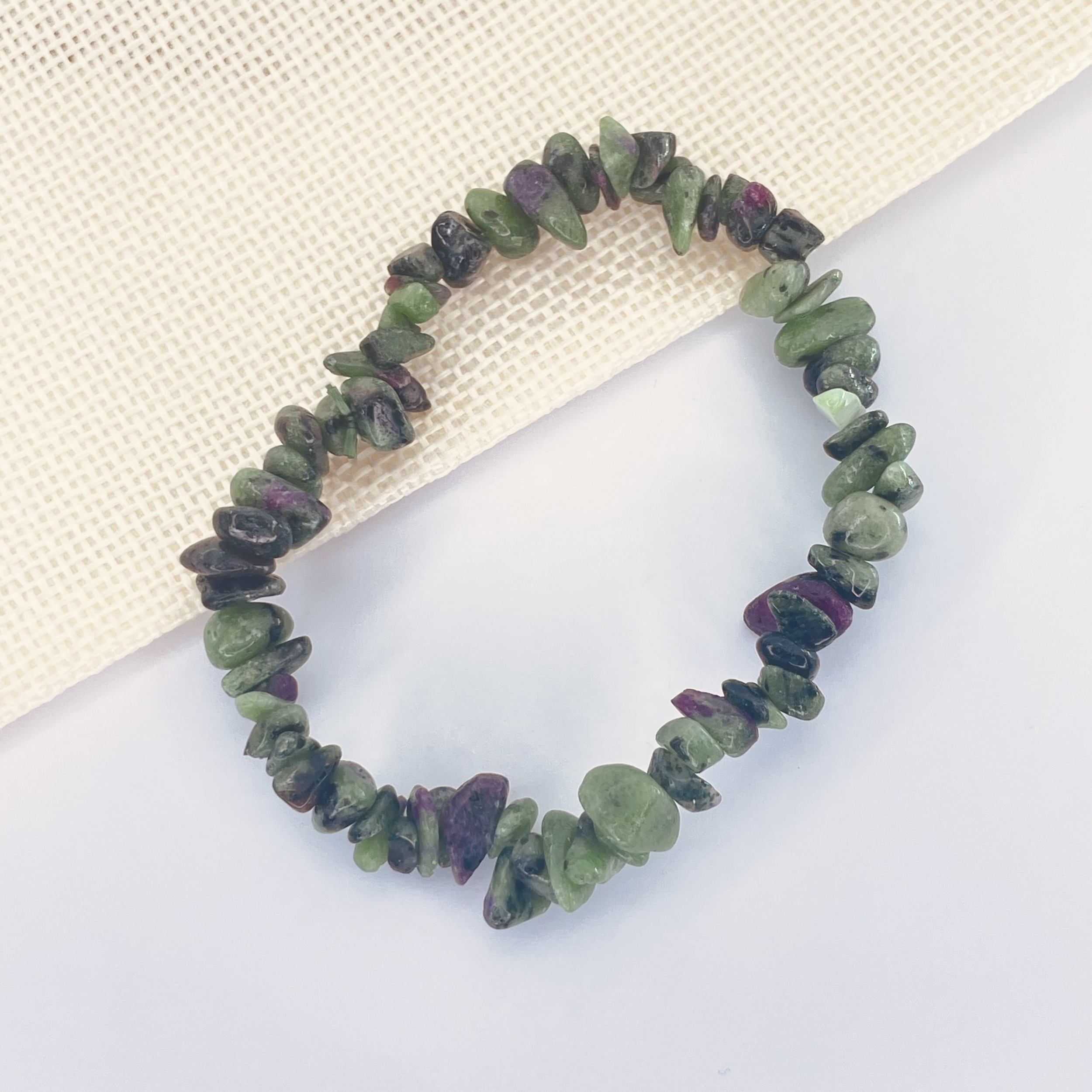Bracelet Baroque Rubis Zoizite en pierre naturelle