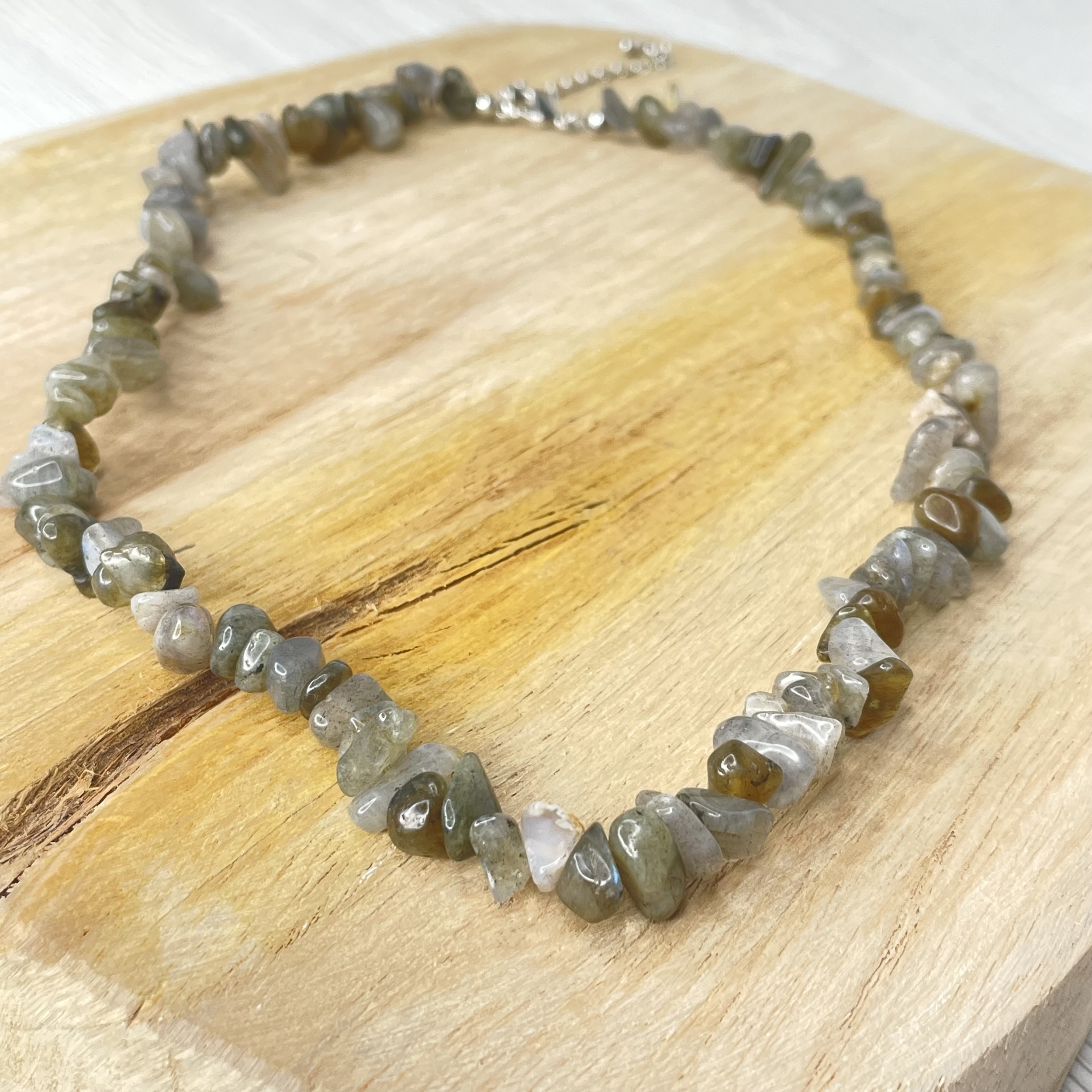 COLLIER-LABRADORITE-BAROQUE-PIERES-DU-MONDE-VOSGES