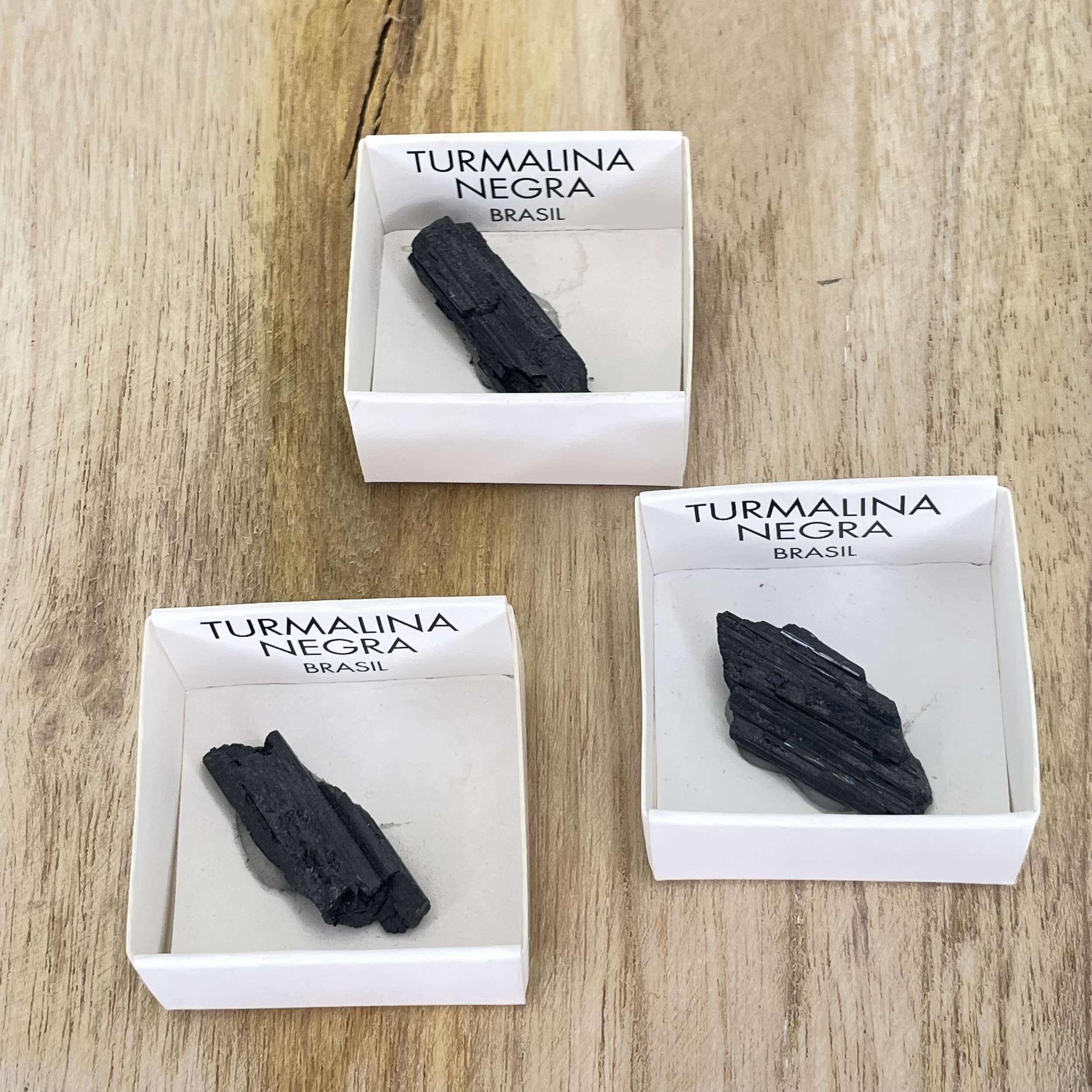 Pierre Brut De Collection Tourmaline