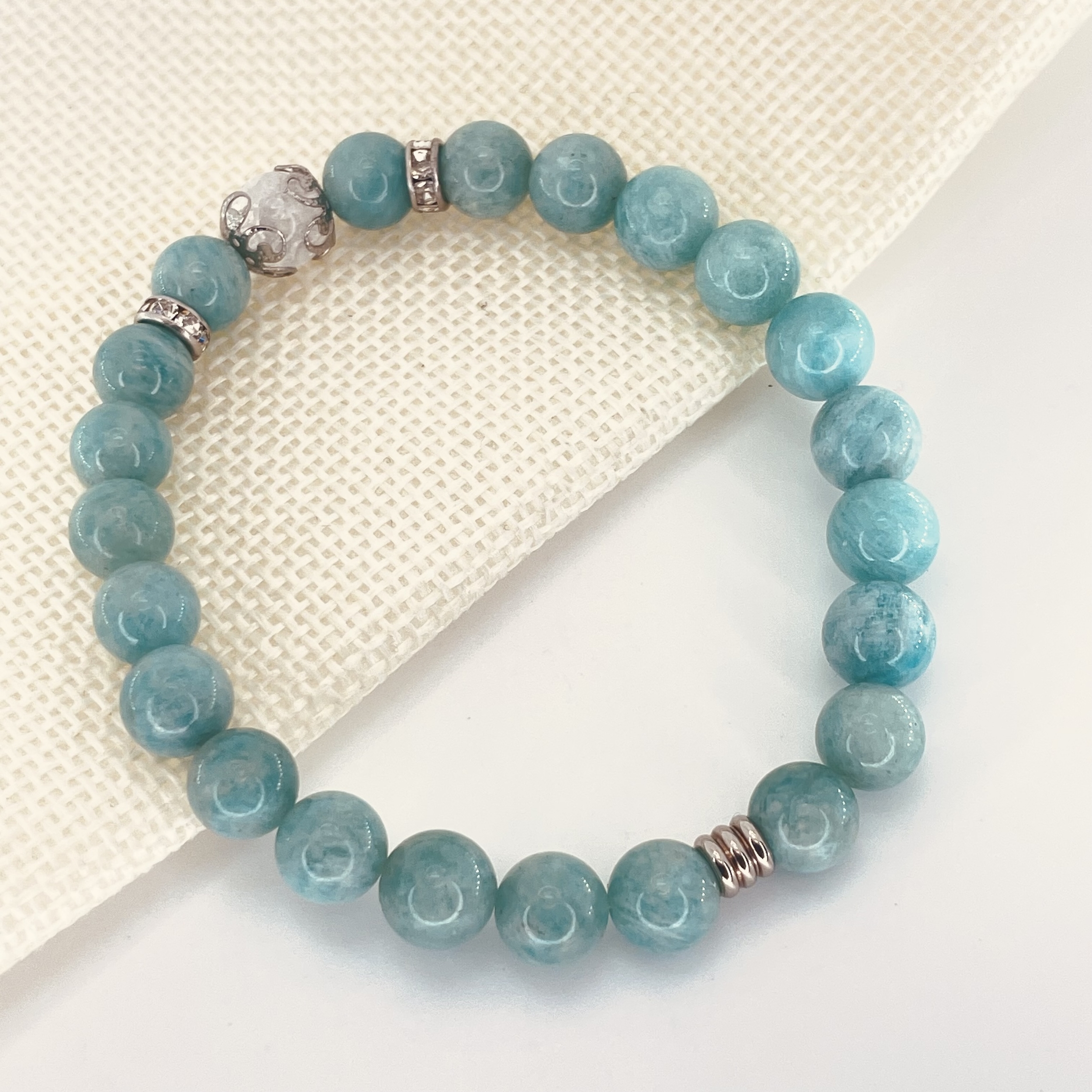 Bracelet Amazonite en pierre naturelle perles 8 mm avec perle de Quartz blanc
