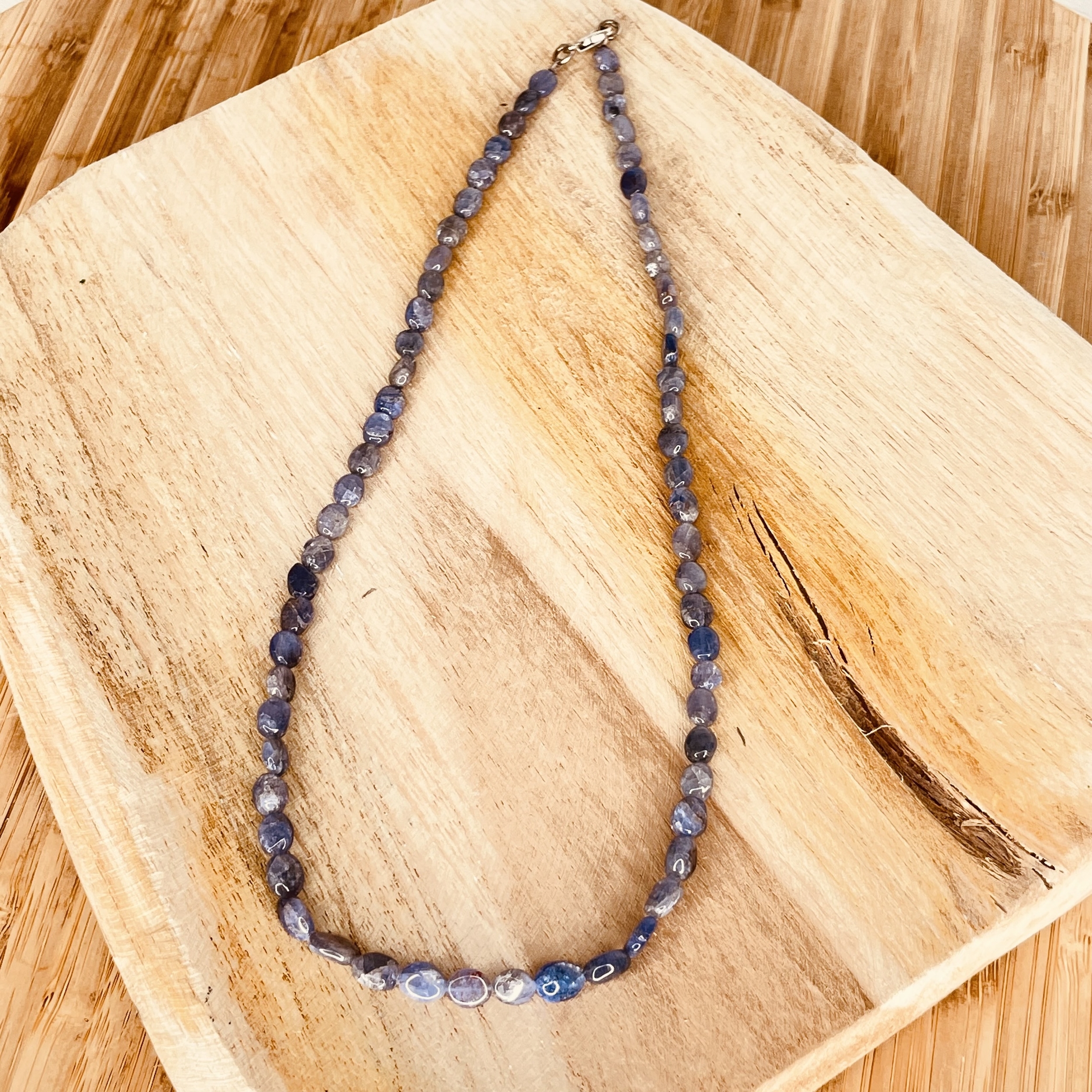 COLLIER-TANZANITE-ARGENT-PIERRES-DU-MONDE-VOSGES1