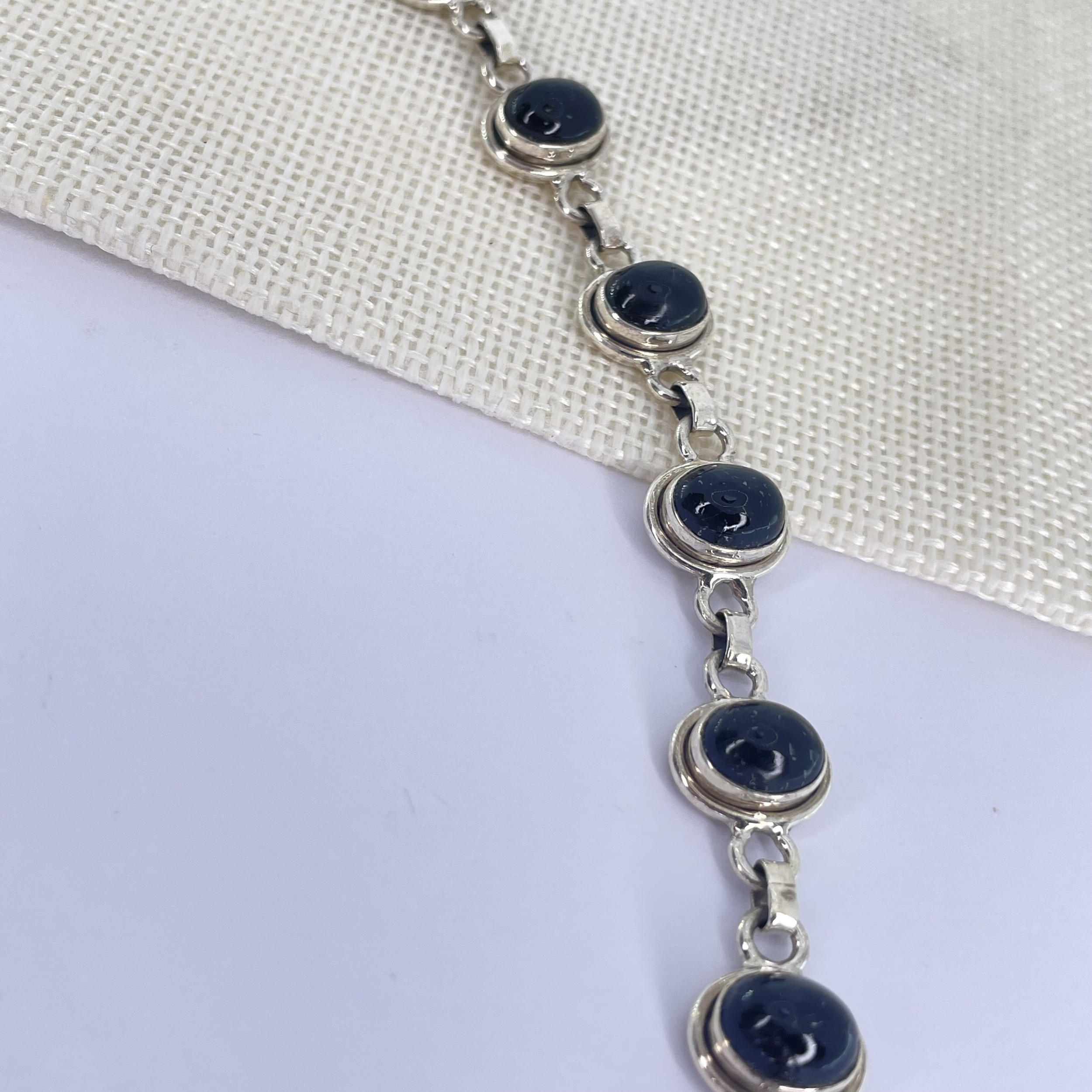 BRACELET-TOURMALINE-NOIRE-ARGENT-PIERRES-DU-MONDES-VOSGES