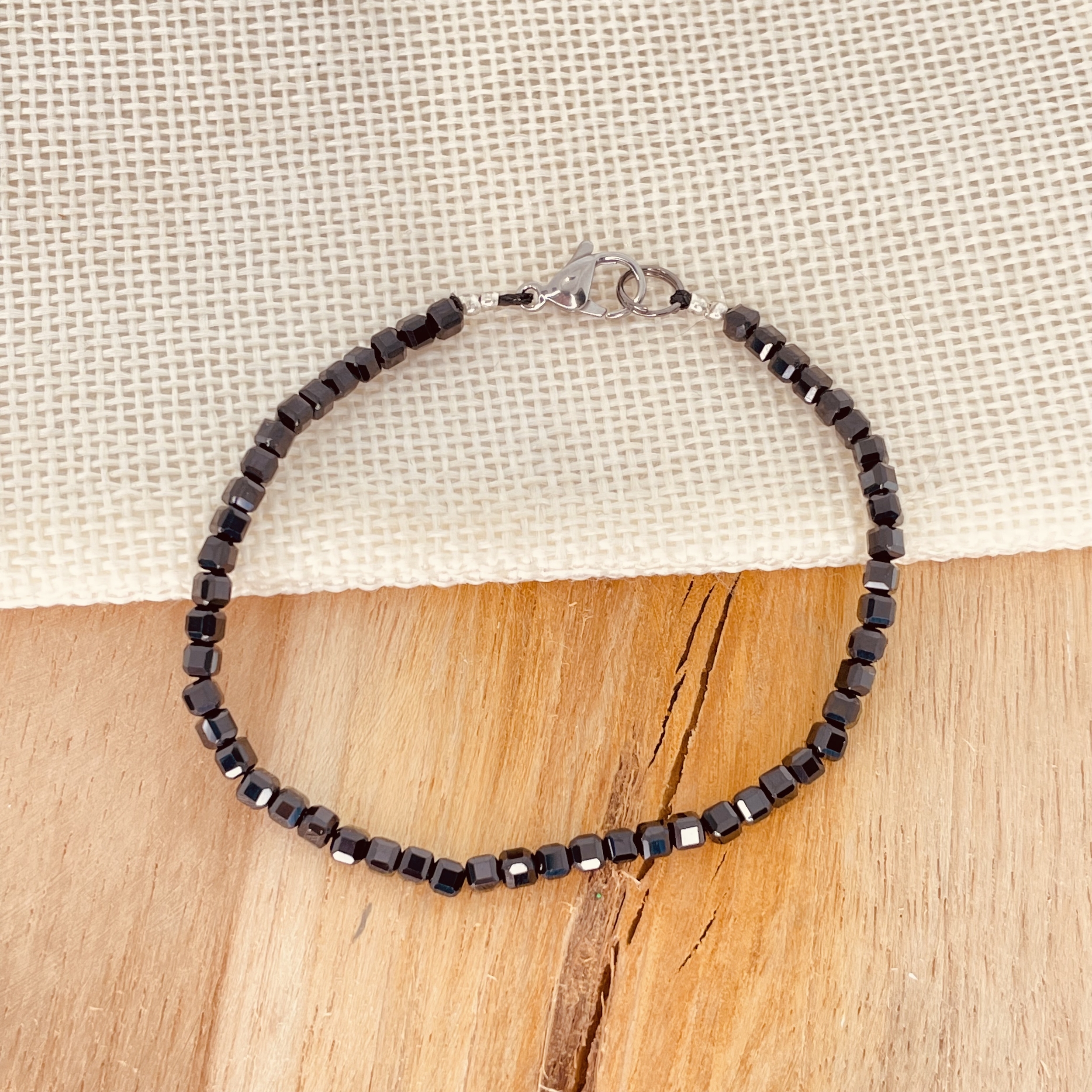 Bracelet en pierre naturelle Spinelle noire