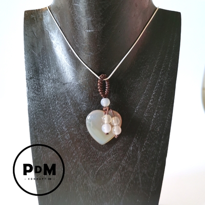 pendentif-charme-agate-naturelle-pierre-naturelle-pierres-du-monde-vosges-1
