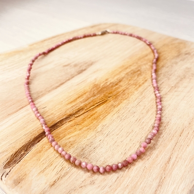 COLLIER-RHODOCROSITE-FACETTE-BIS-PIERRES-DU-MONDE-VOSGES