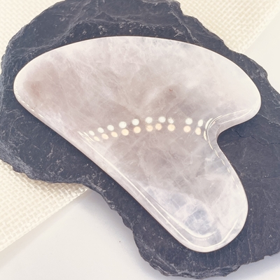 GUASHA-QUARTZ-ROSE-PIERRES-DU-MONDE-VOSGES