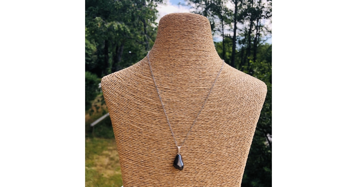Pendentif âne En Hématite - Pierre Polie 3,7 X 3 Cm - Neuf Sans Boîte
