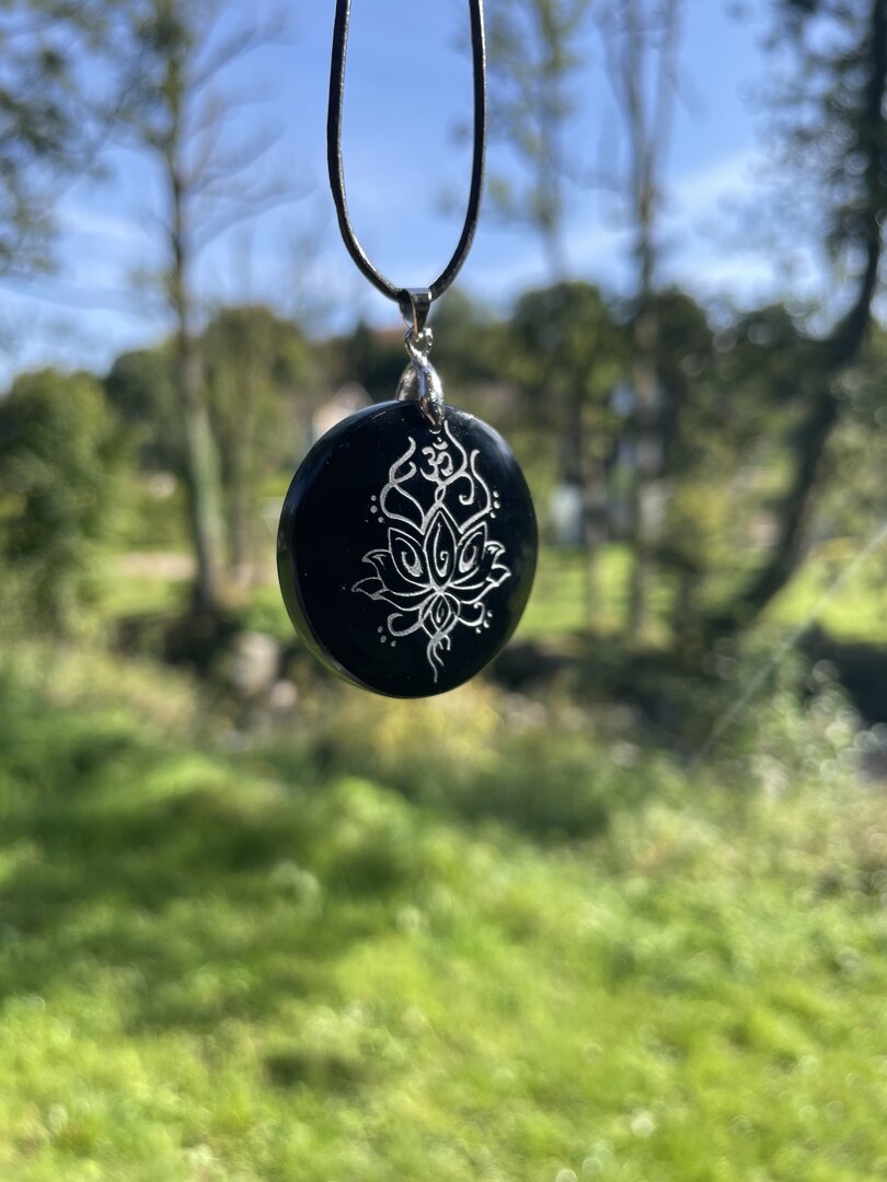 Pendentif En Obsidienne Noire Naturelle - 5 Cm Avec Cordon - Collier Pierre Corne