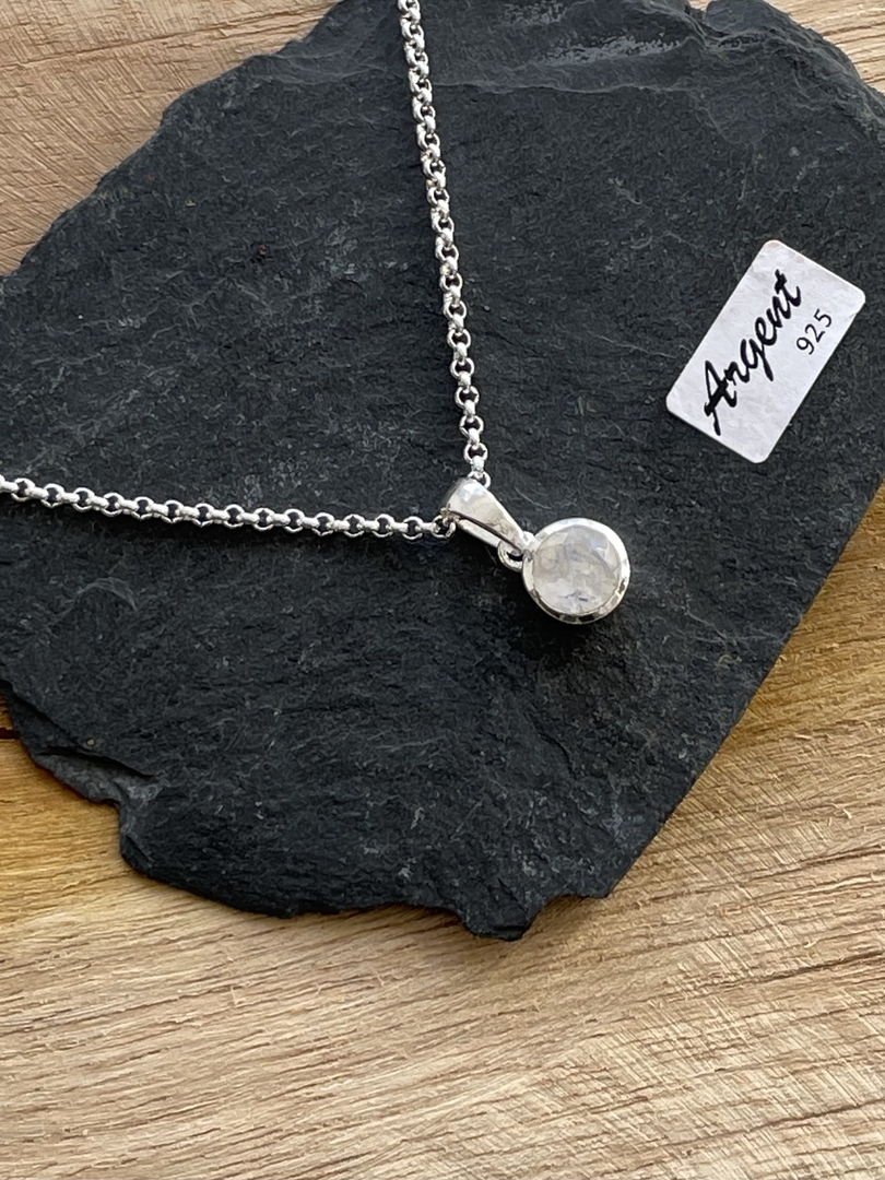 Pendentif en argent Sterling 925 avec pierre de lune arc-en-ciel, 1.97
