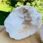 forme-libre-3-geode-quartz-blanc-cristal-de-roche-rechargement-pierres-du-monde-vosges-1b2