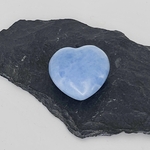 CALCITE-BLEUE-COEUR-PIERRES-DU-MONDE-VOSGES