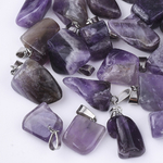 PENDENTIF-AMETHYSTE-FORME-LIBRE-PIERRES-DU-MONDE-VOSGES