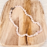 COLLIER-QUARTZ-ROSE-BAROQUE-PIERRES-DU-MONDE-VOSGES