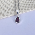 PENDENTIF-GOUTTE-GRENAT-ARGENT-PIERRES-DU-MONDE-VOSGES