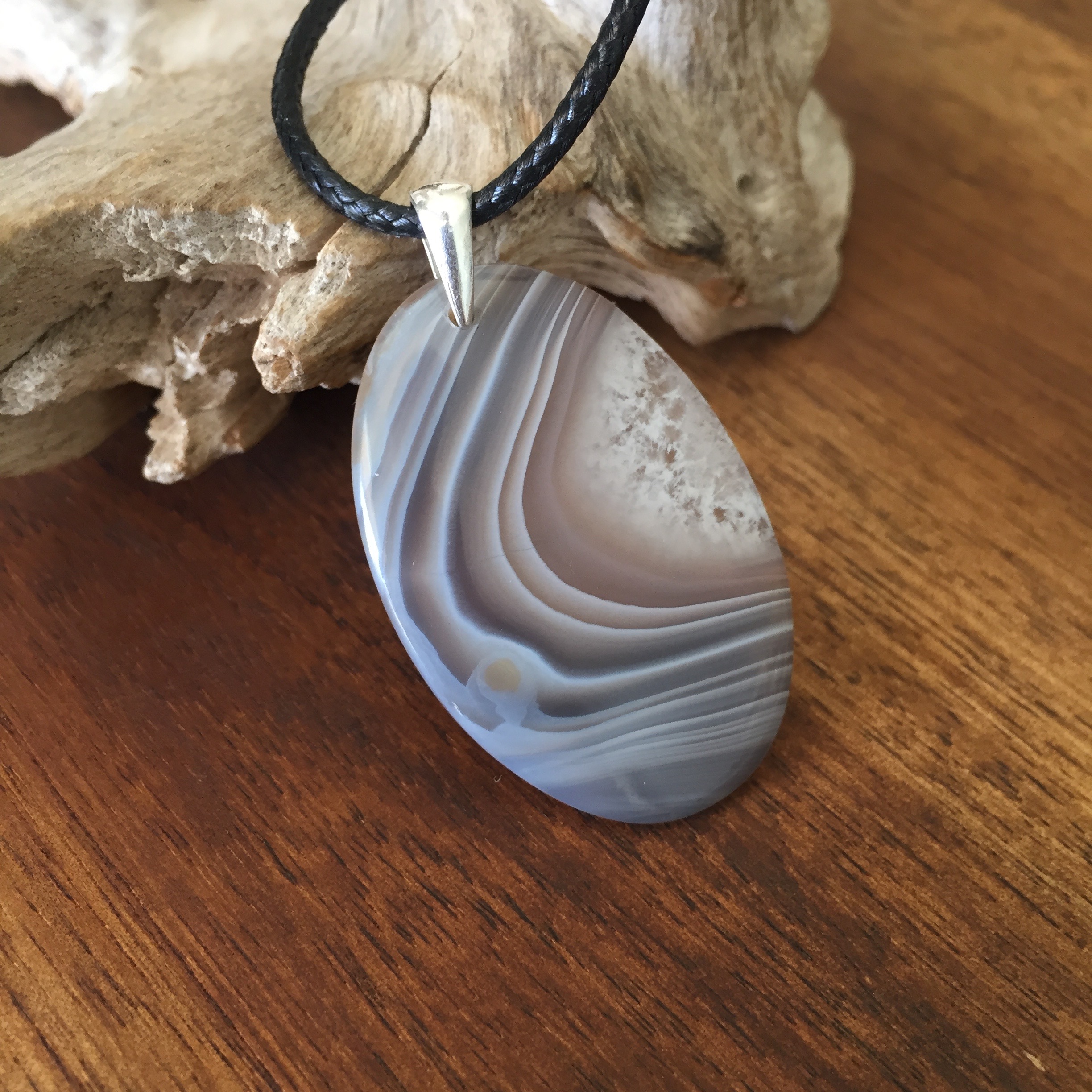 pendentif Agate Botswana, bélière argent 925, cordon coton ciré offert