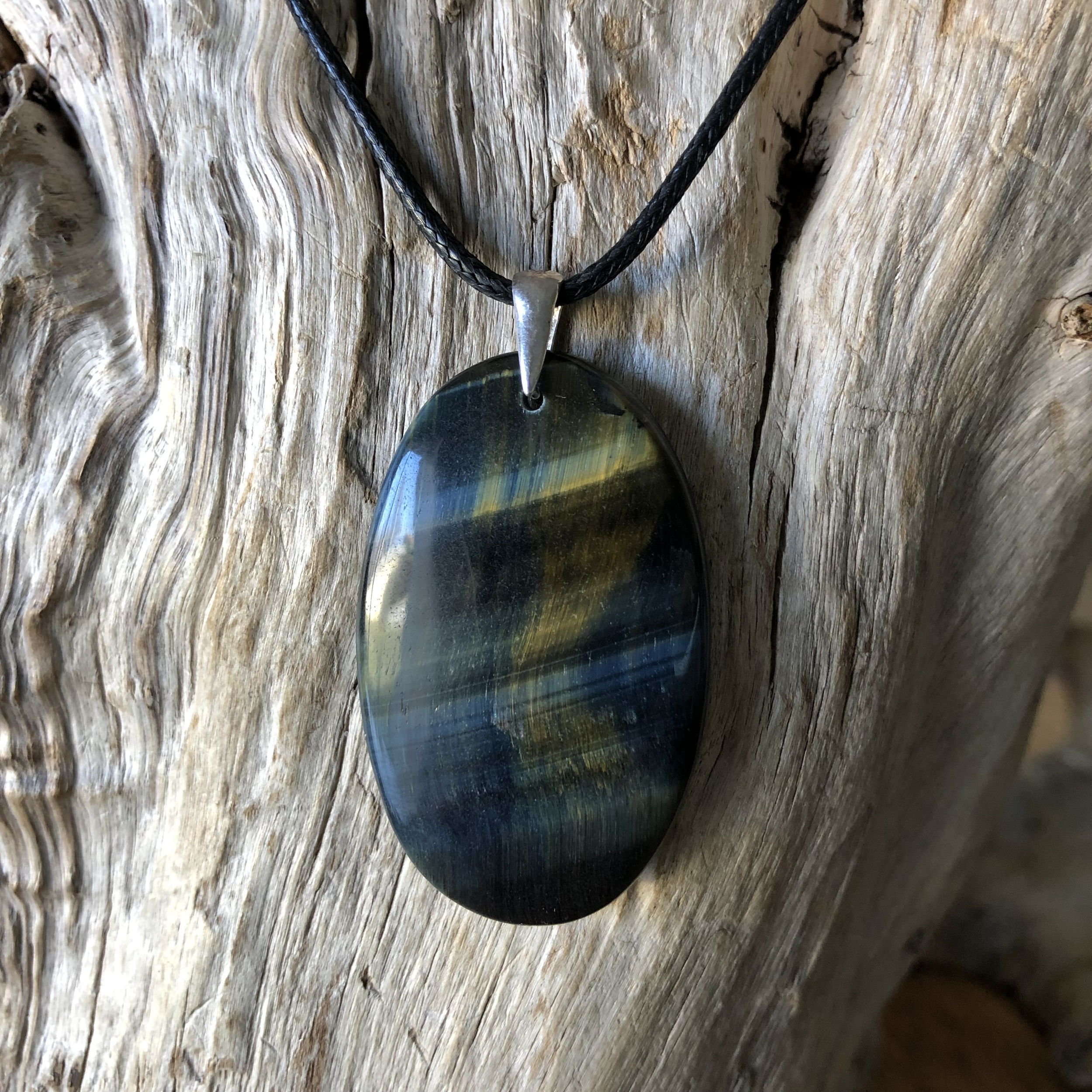 Pendentif Oeil de faucon, bélière argent 925