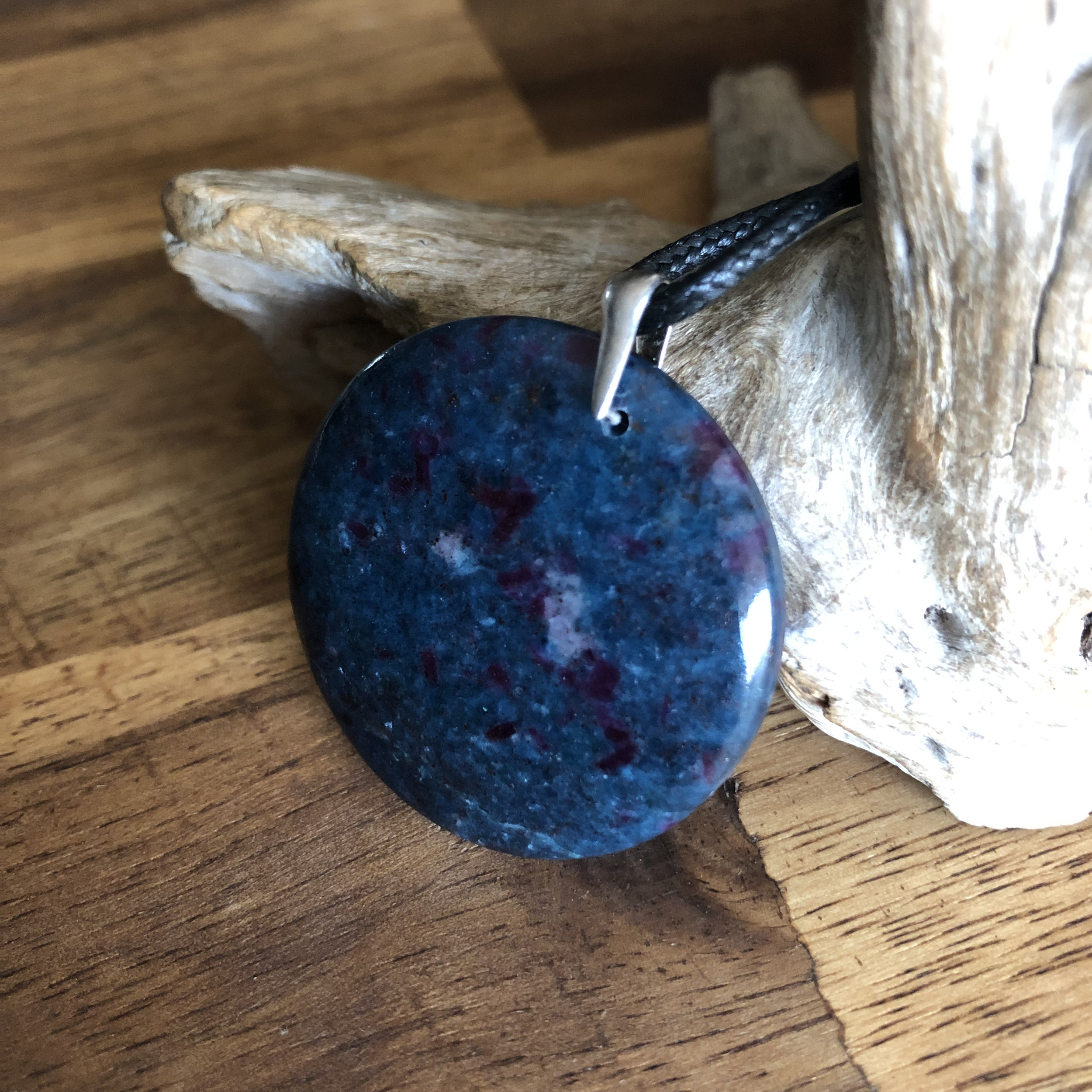 Pendentif Rubis Cyanite, bélière argent 925