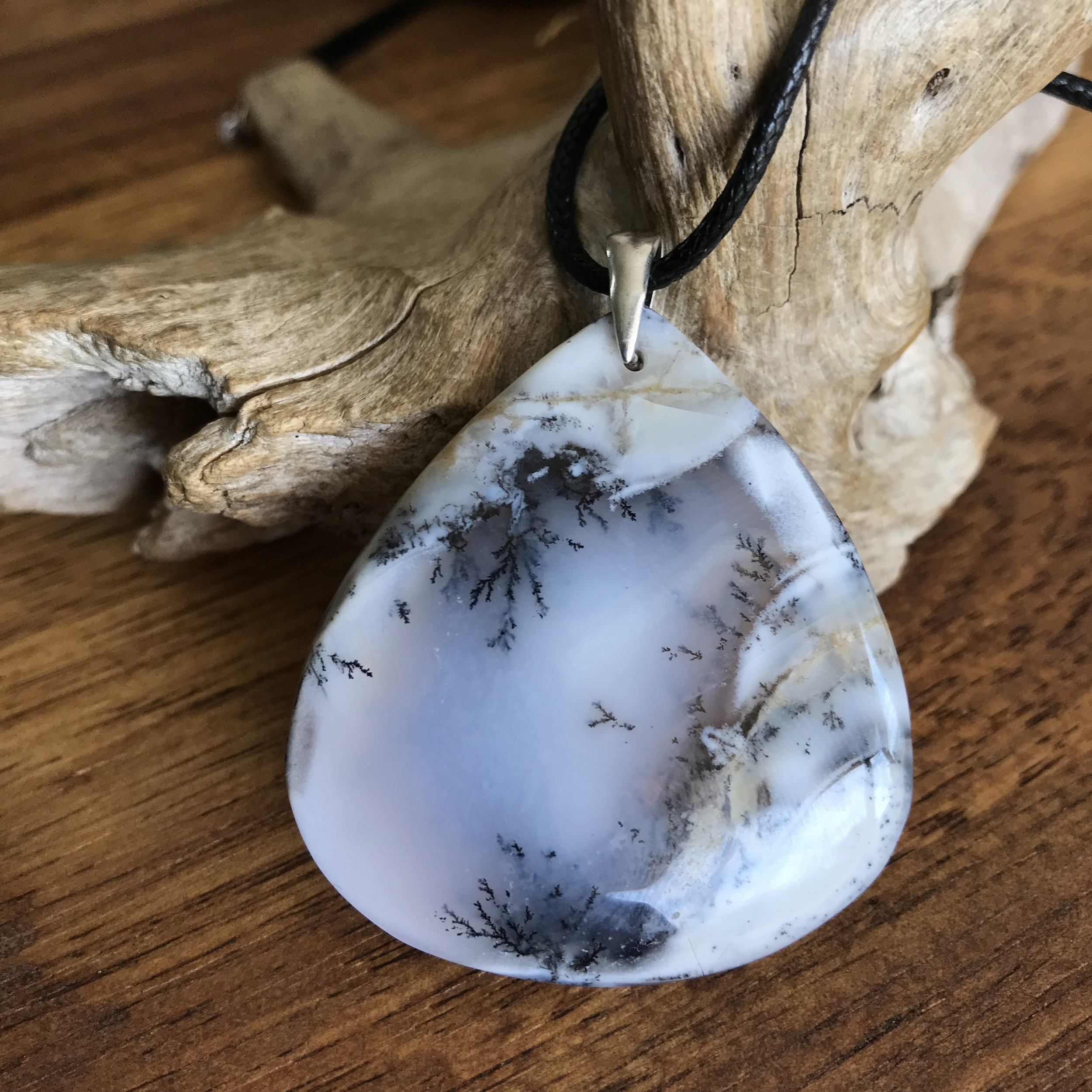 Pendentif Opale denditrique, bélière argent 925