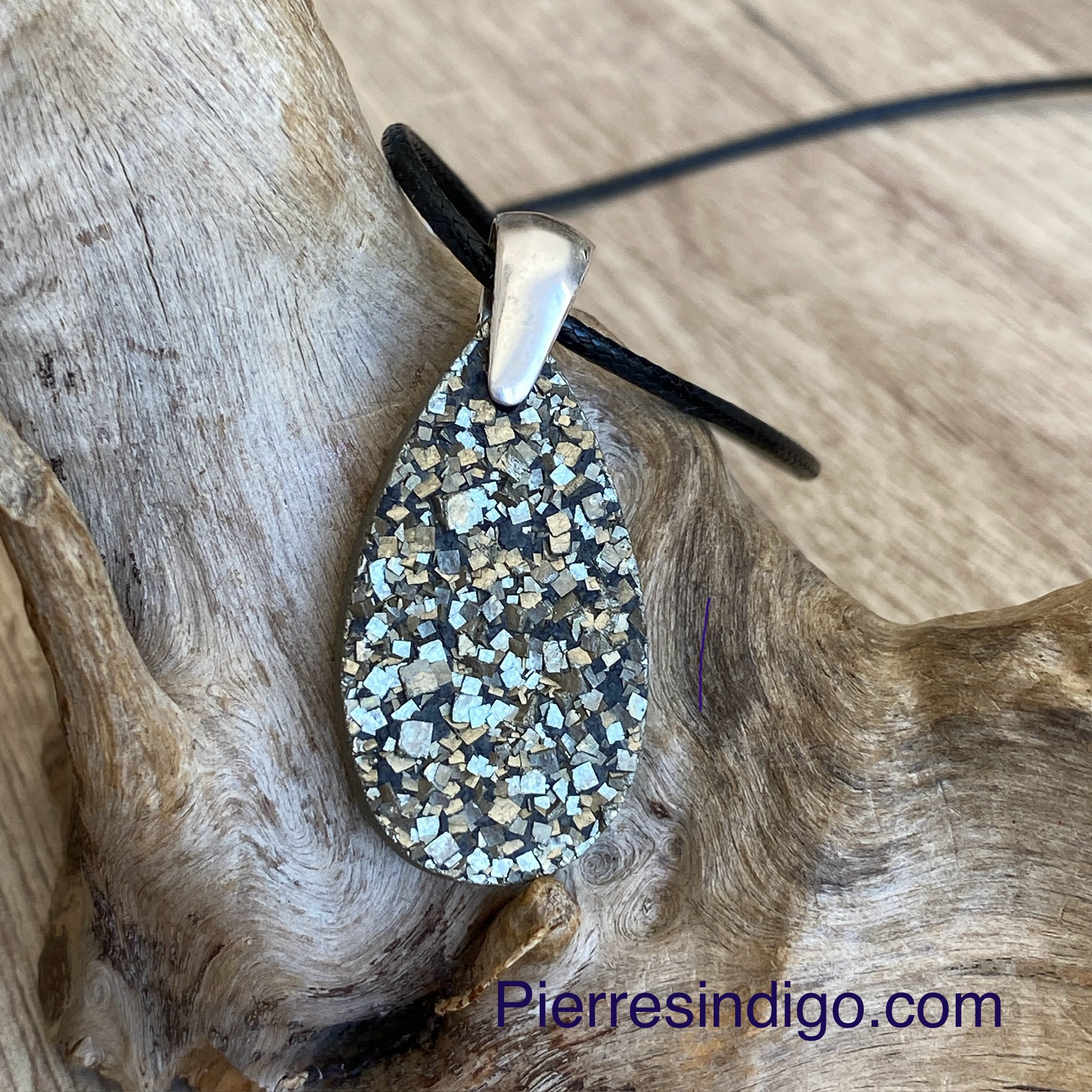 Pendentif Pyrite, bélière argent 925