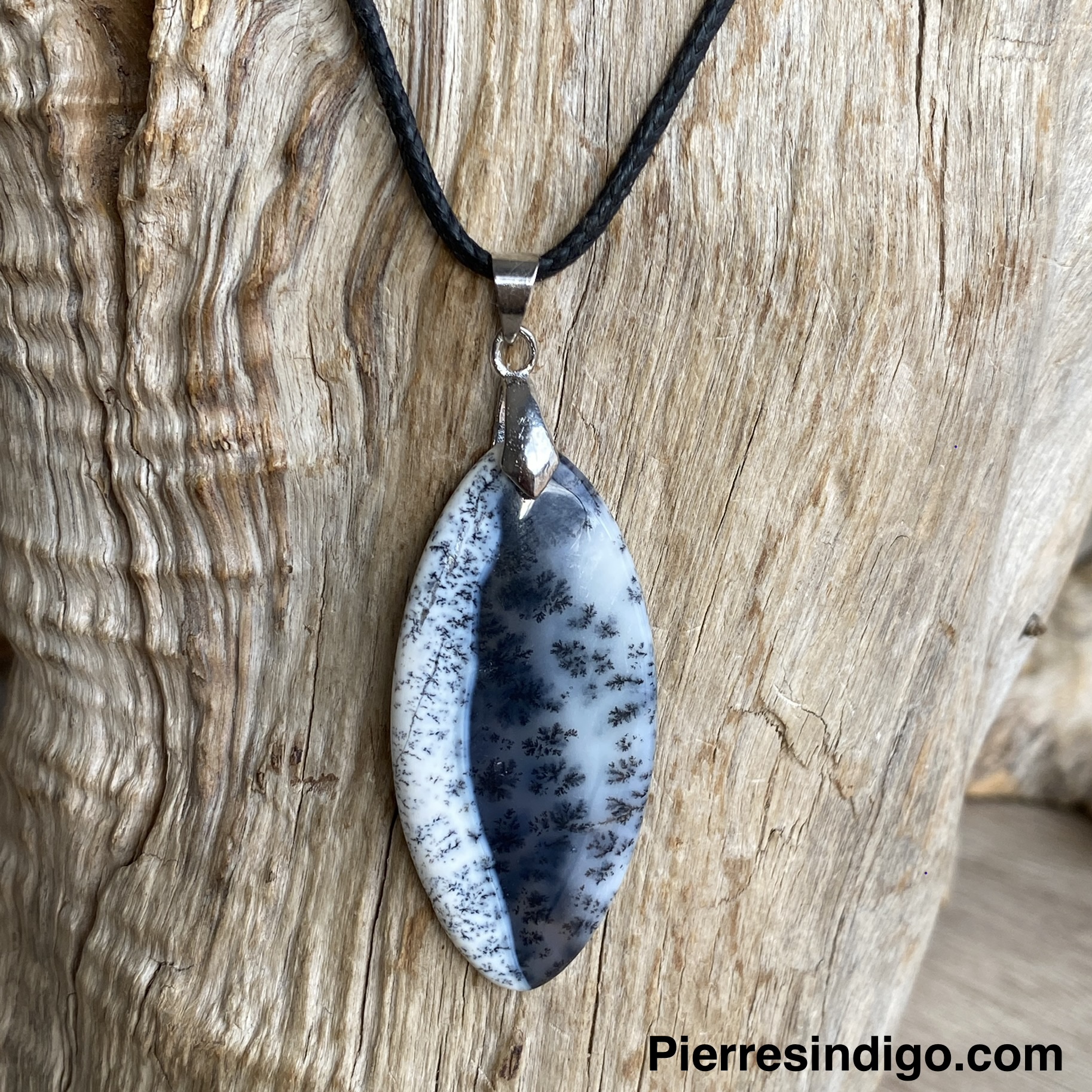 Pendentif opale denditrique, bélière argent 925