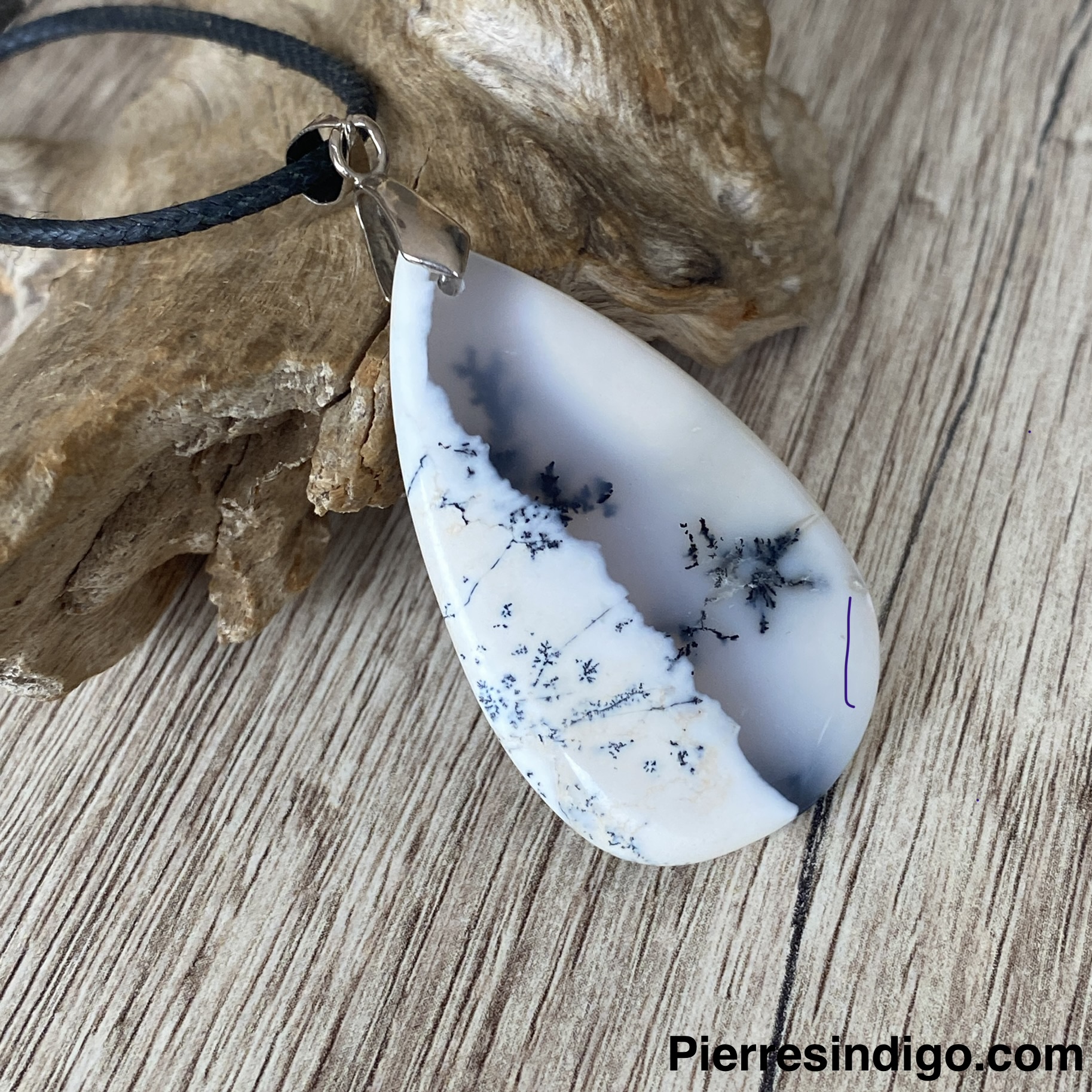 Pendentif opale denditrique, bélière argent 925