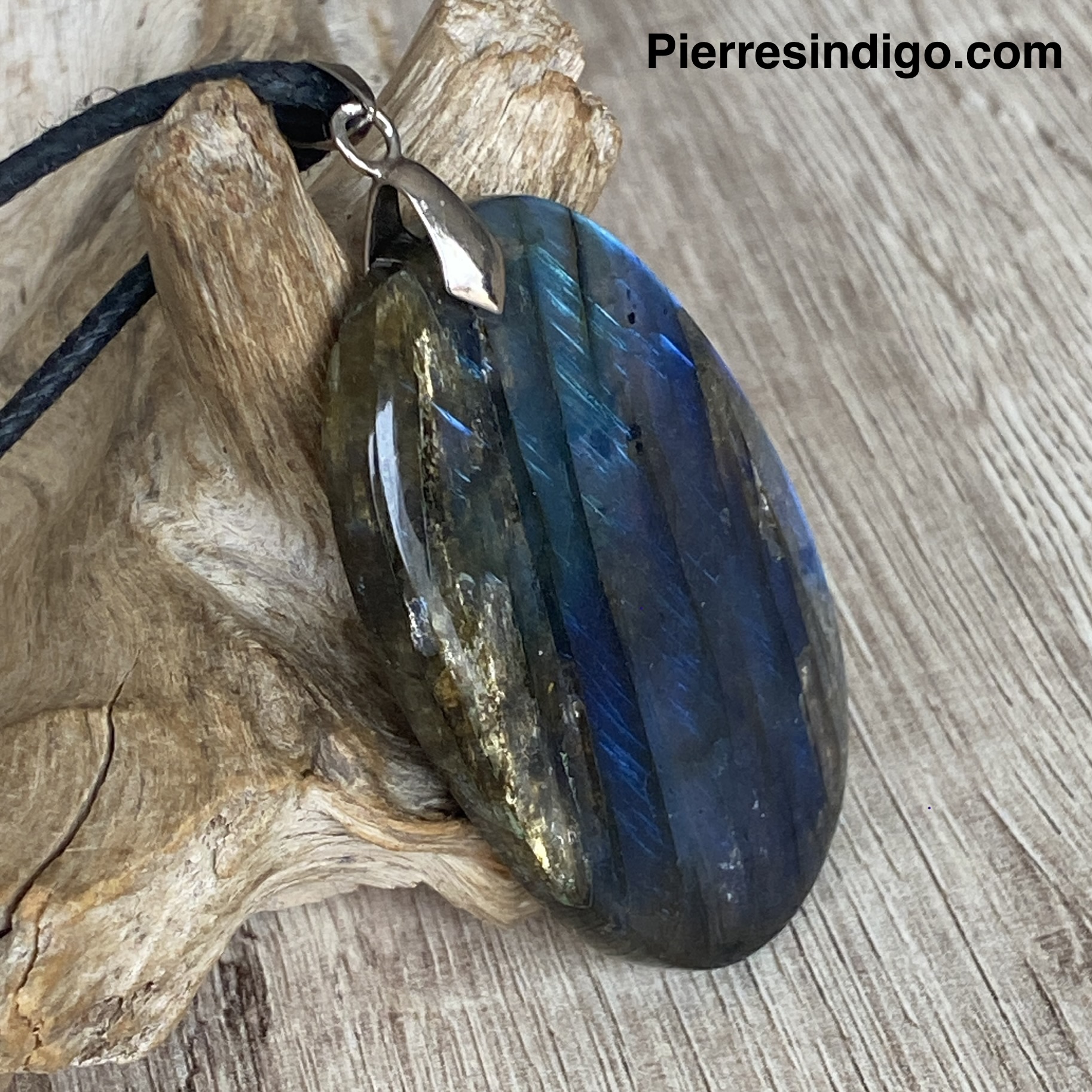 Pendentif labradorite, bélière acier inoxydable