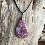 Pendentif Lépidolite, bélière argent 925, cordon coton ciré offert