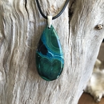 pendentif Malachite-Crysocolle, bélière argent 925, cordon coton ciré offert.