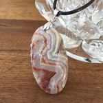 Pendentif Agate Crazy Lace, cordon coton ciré offert