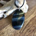 Pendentif Oeil de faucon, bélière argent 925