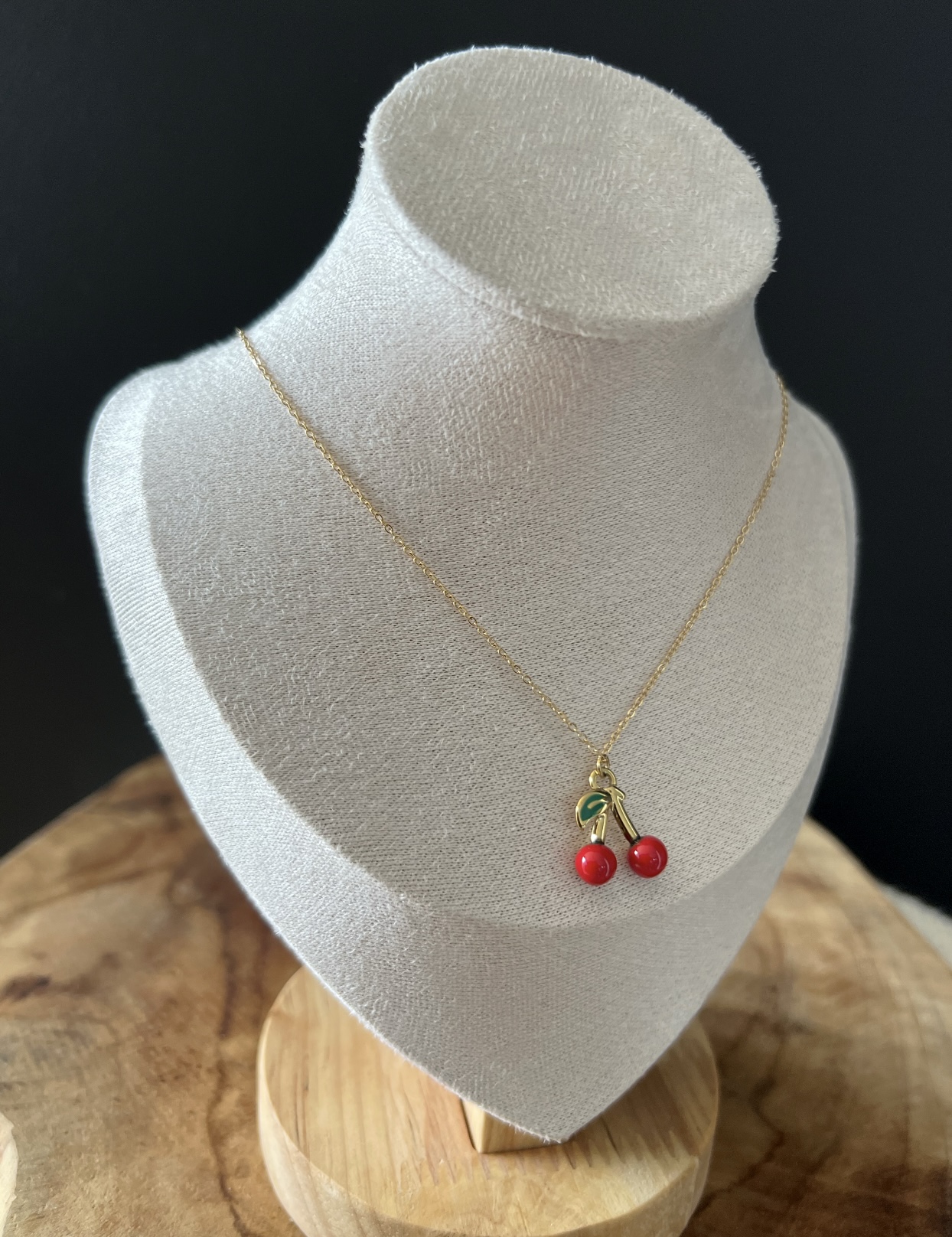 le collier cerises -2