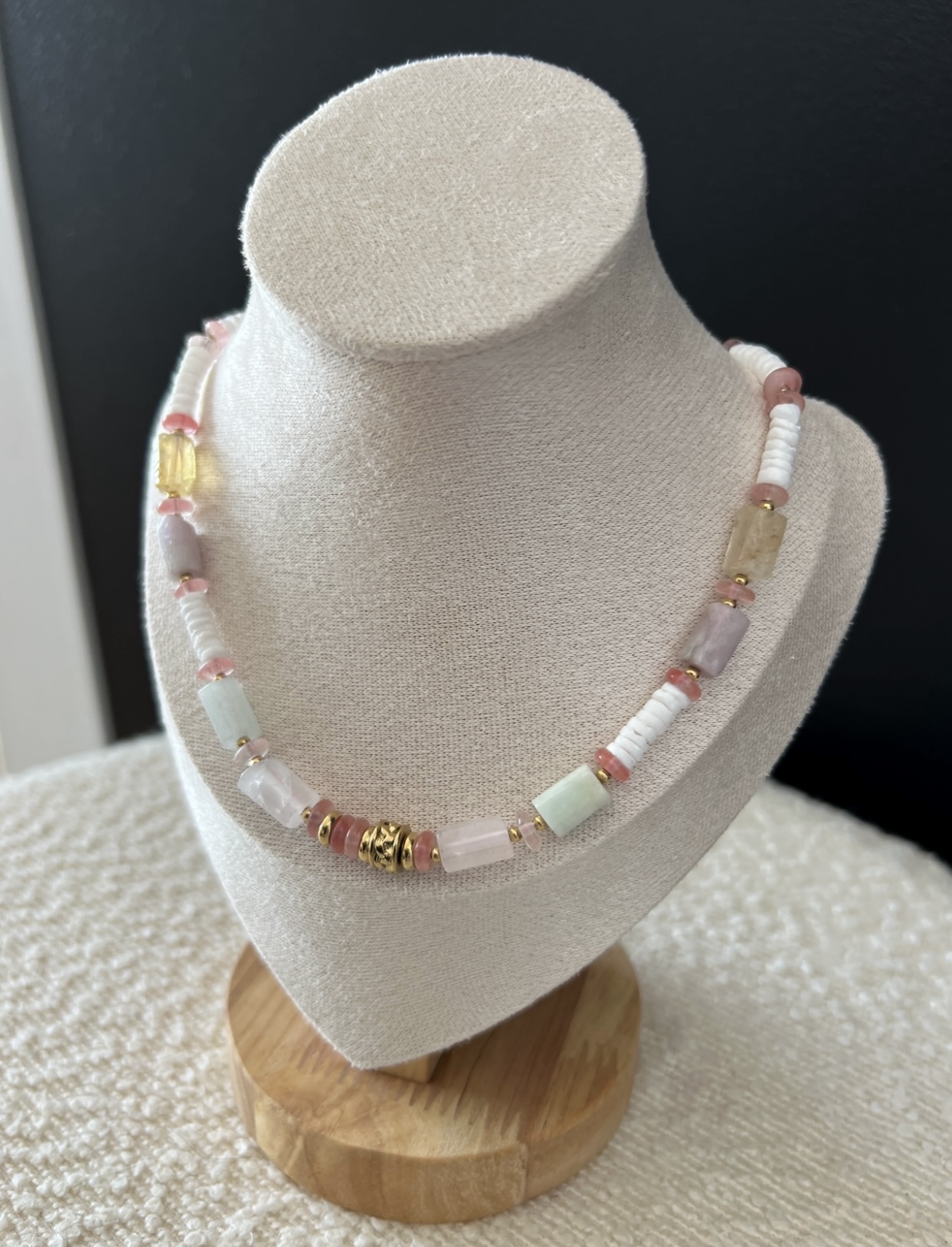 le collier pink -2