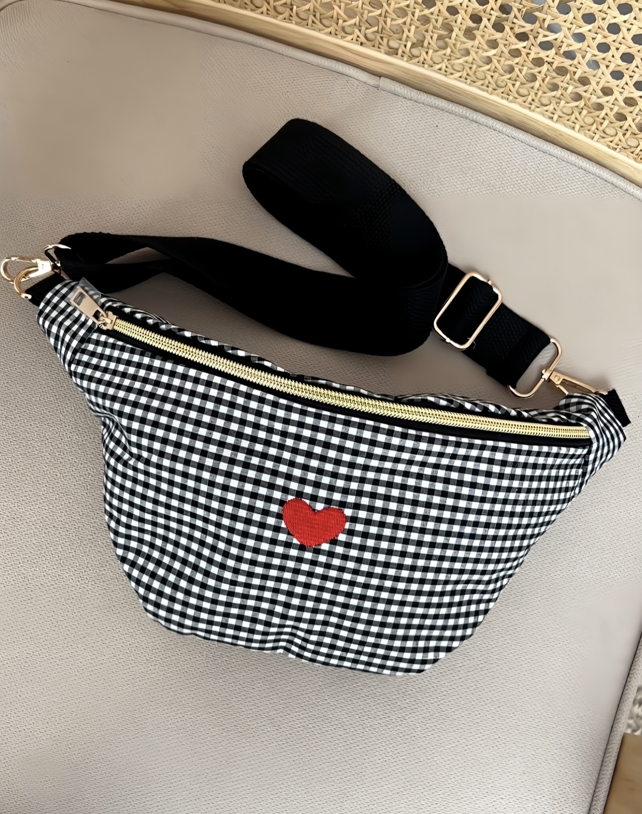 sac banane vichy noir -4
