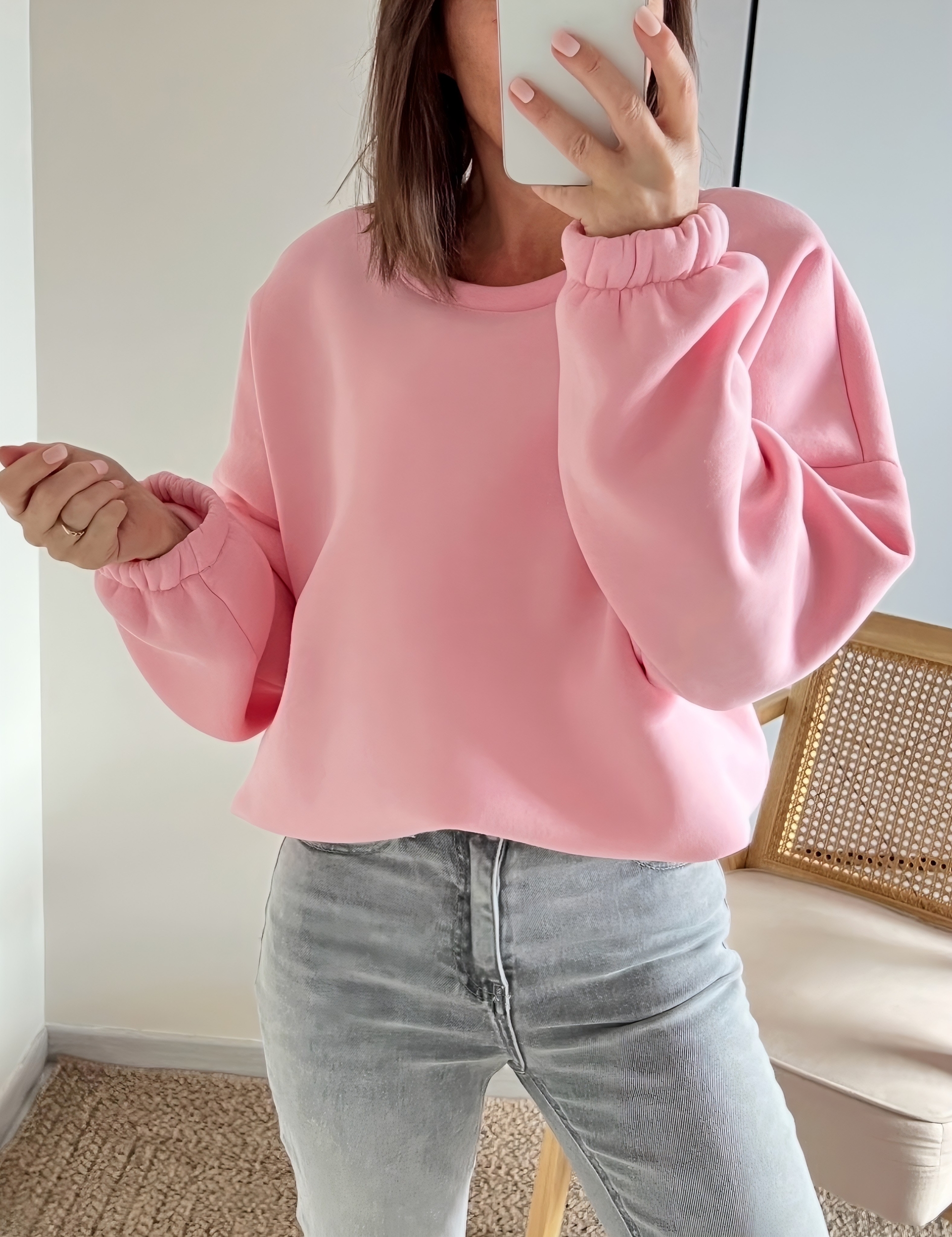 sweat iconic rose -2