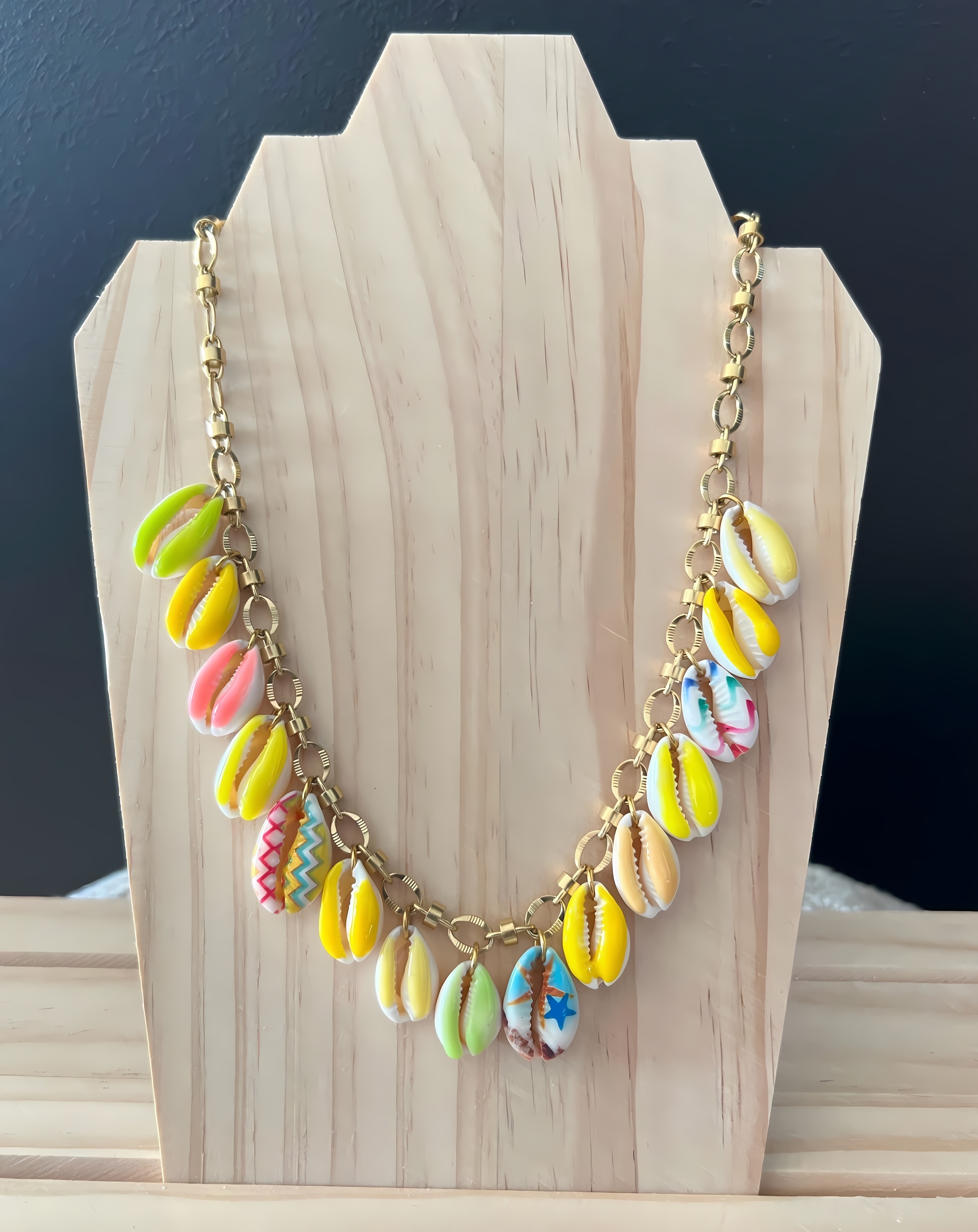 le collier coquillages -1