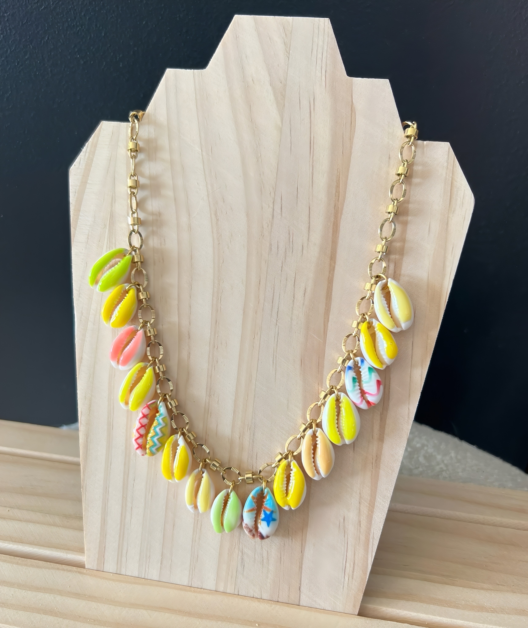 le collier coquillages -2