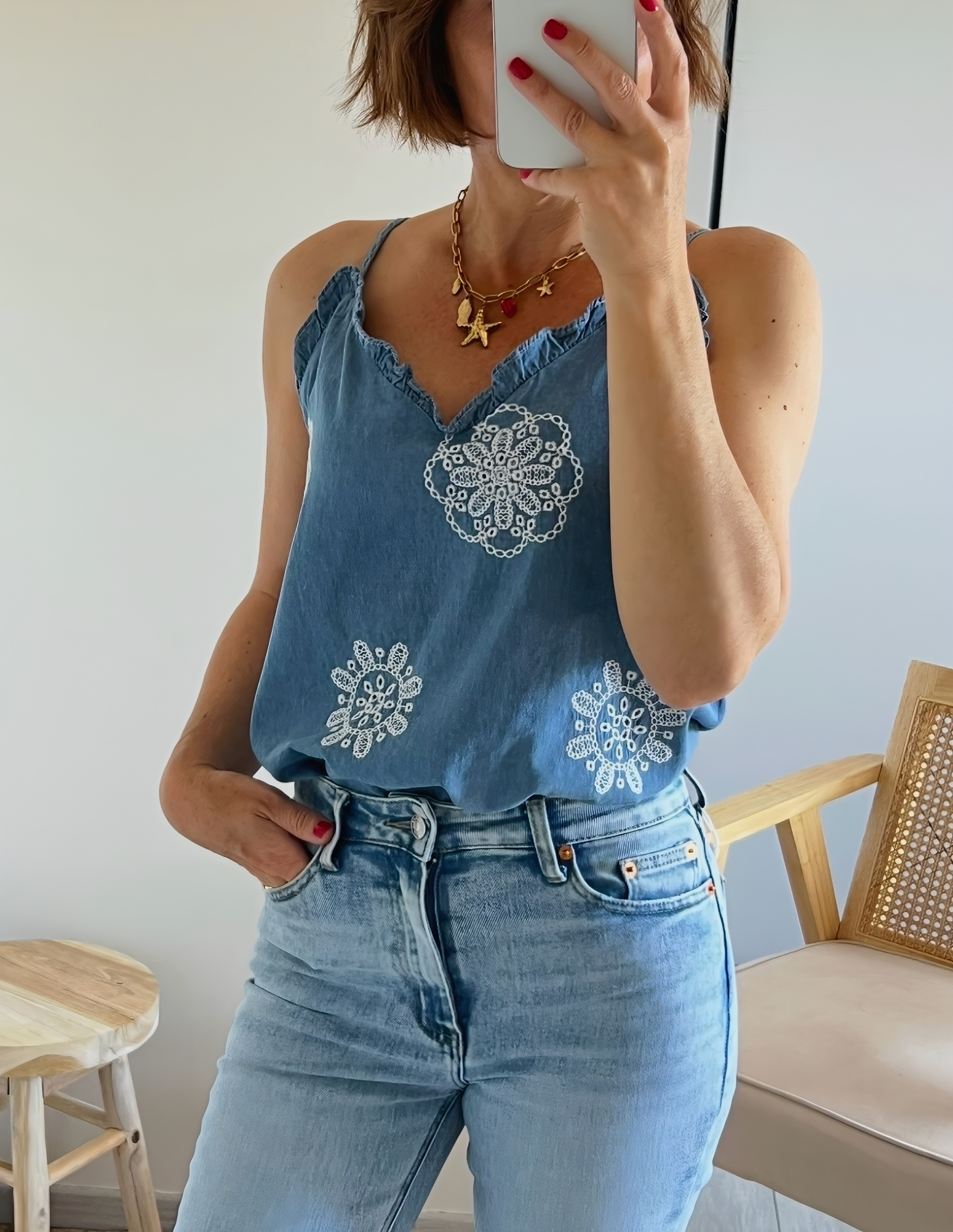le top carly -3
