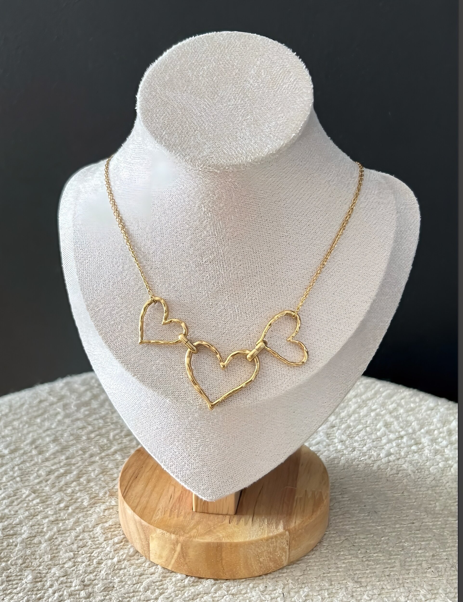 le collier lovy -1