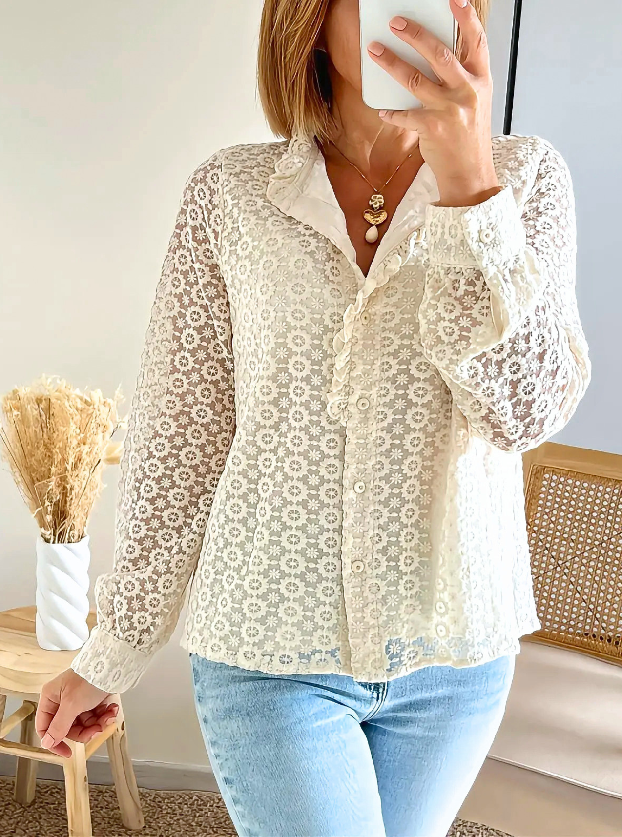 blouse crème femme en dentelle Coralie