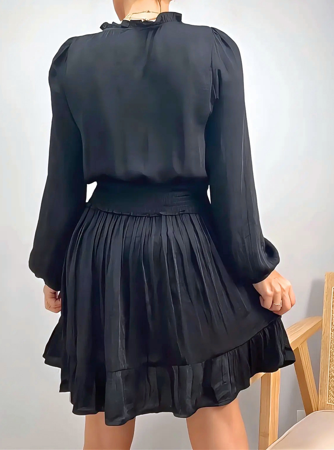 robe noire femme Alana de dos