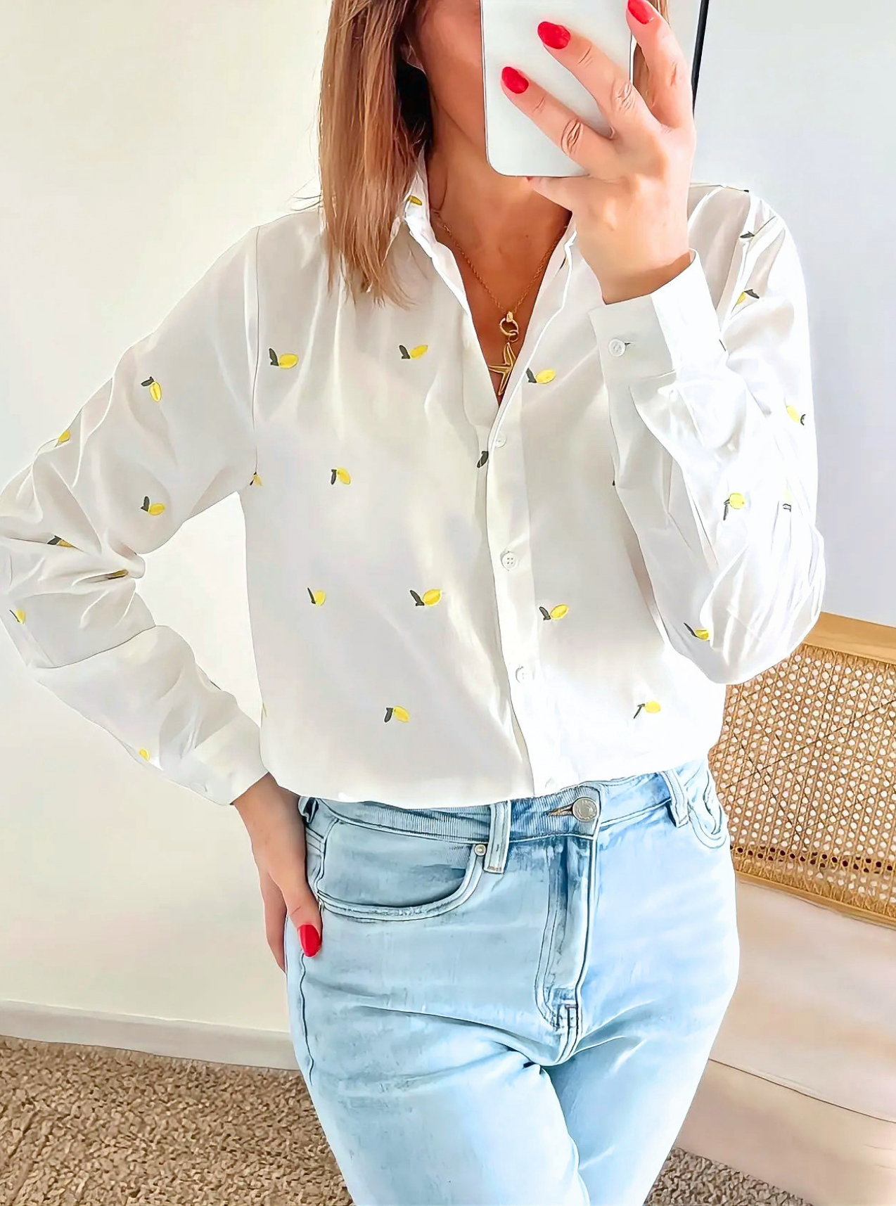 chemise femme motifs citrons brodés