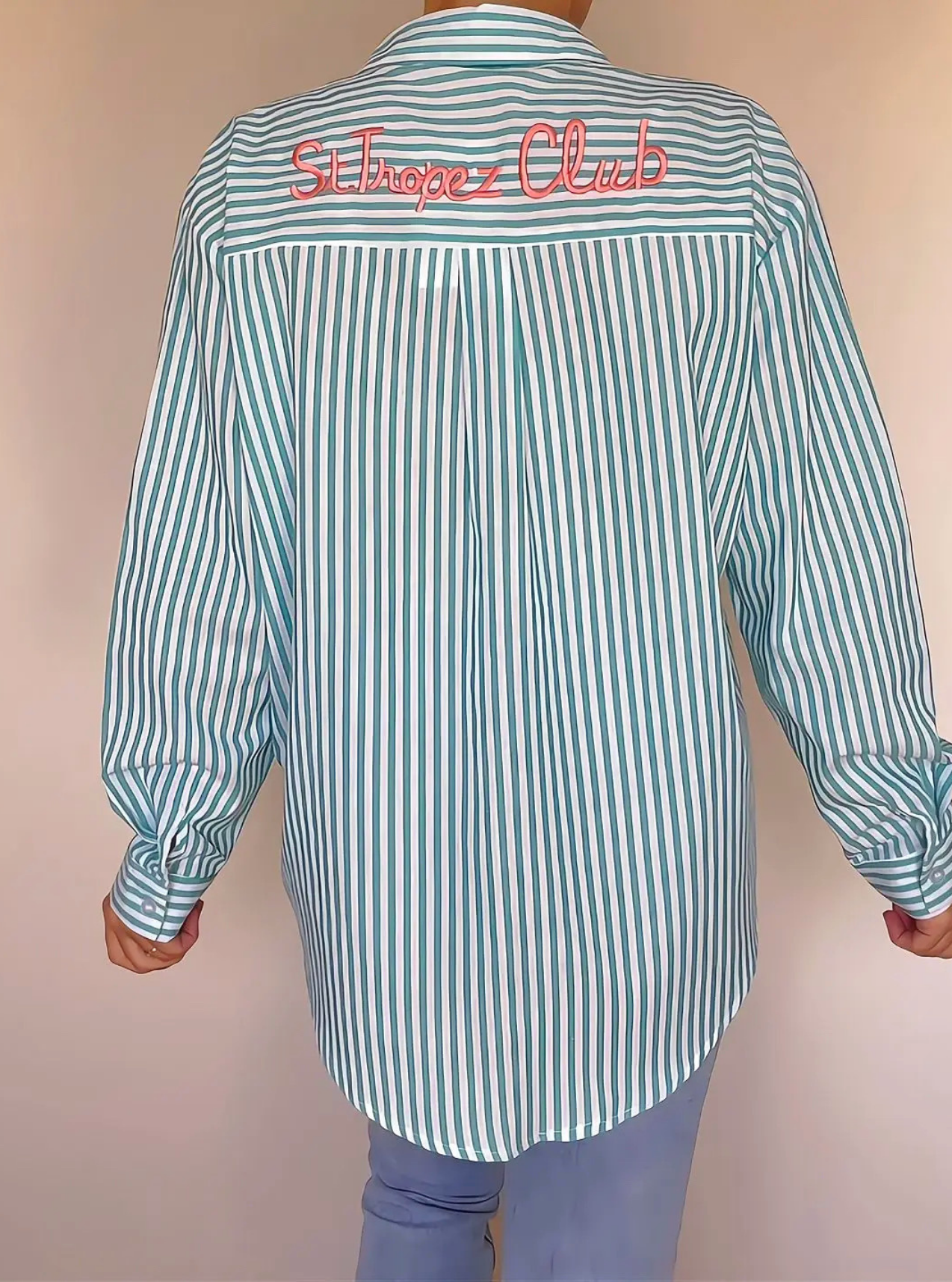 chemise femme saint tropez de dos