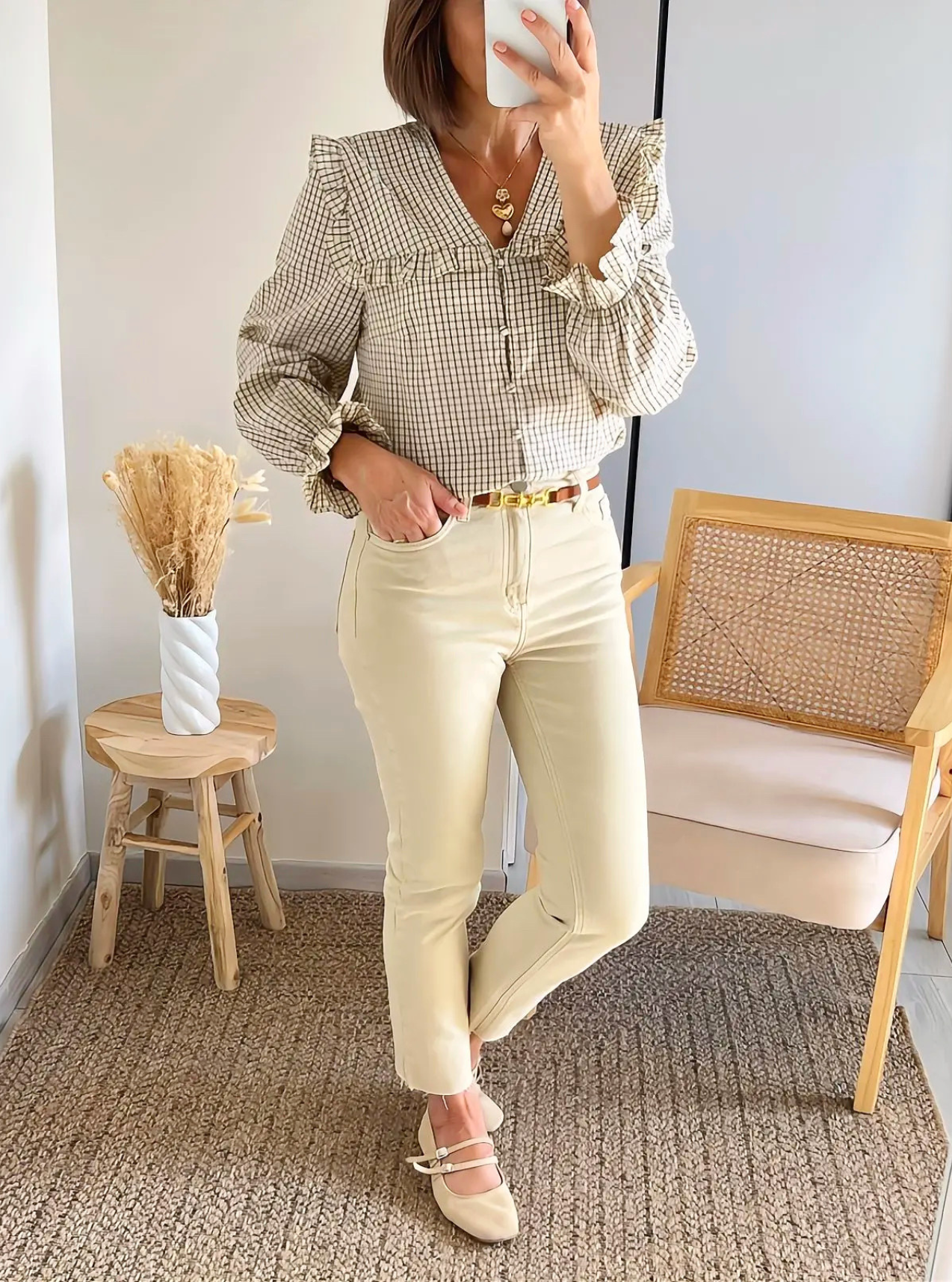 look-avec-blouse-carmel-femme-a-carreaux