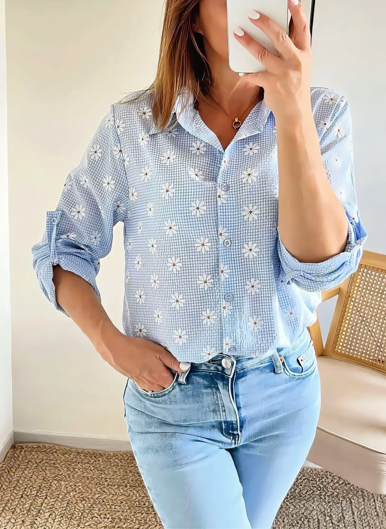 chemise bleue à fleurs Mallory