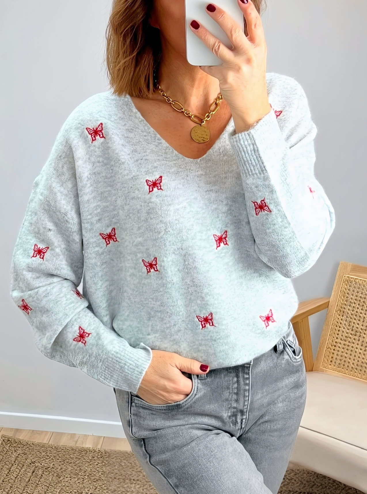 pull gris clair motifs papillons Birdy